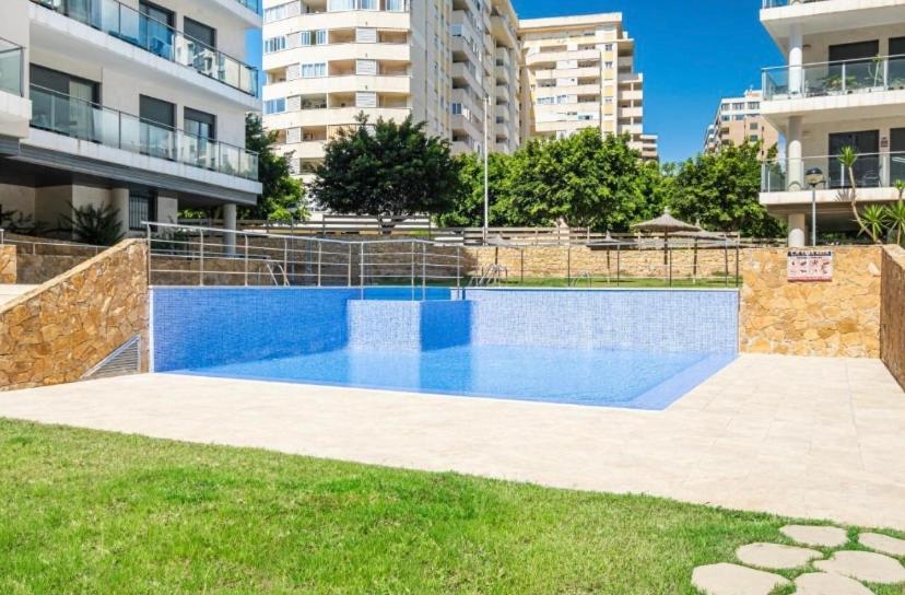 Oasis Cala Alta New 120qm Free Parking, Pool, 2 Bath, 3bdr, Wi-fi, Air-condit Apartment *