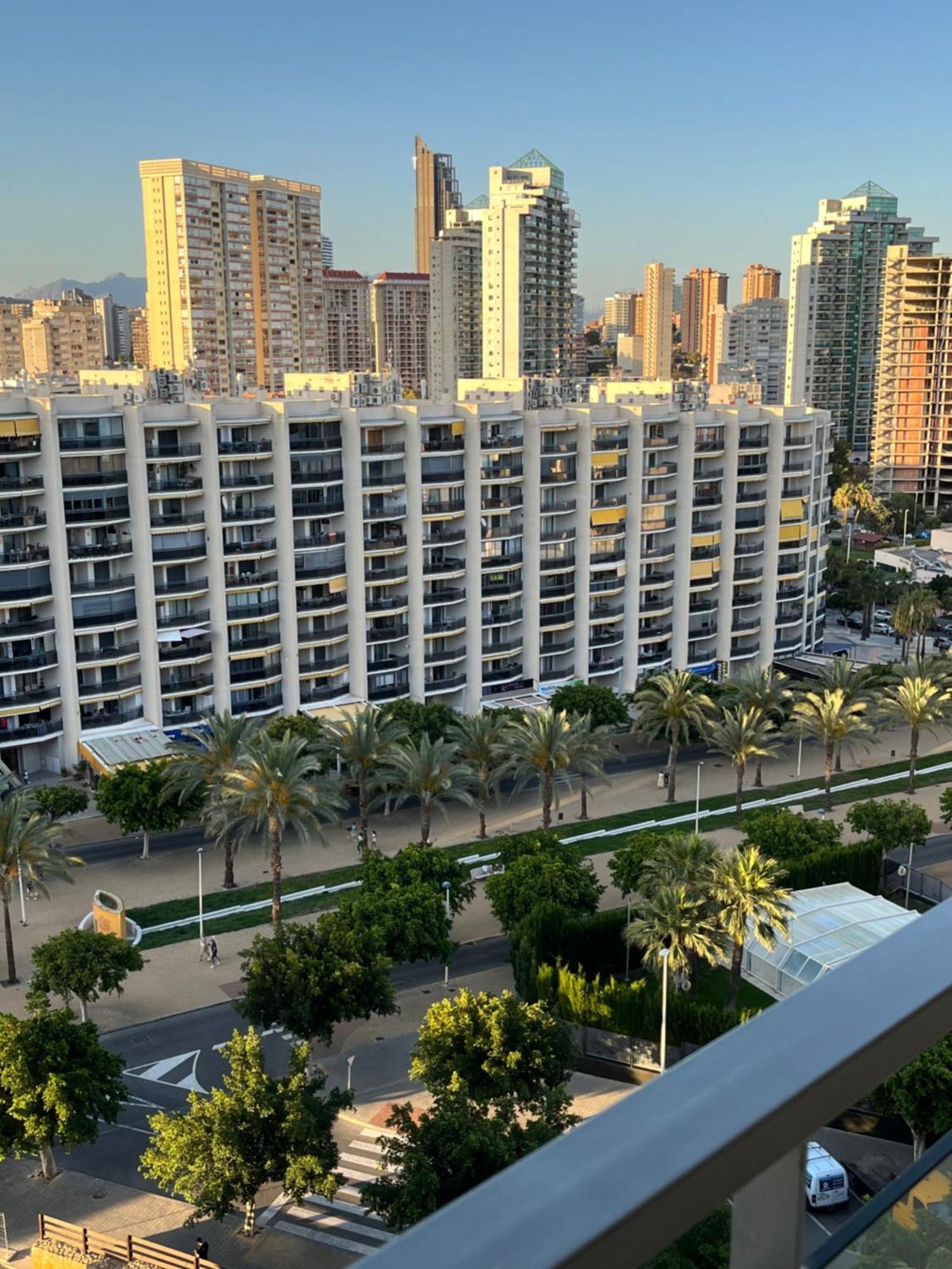 Oasis Cala Alta New 120qm Free Parking, Pool, 2 Bath, 3bdr, Wi-fi, Air-condit *