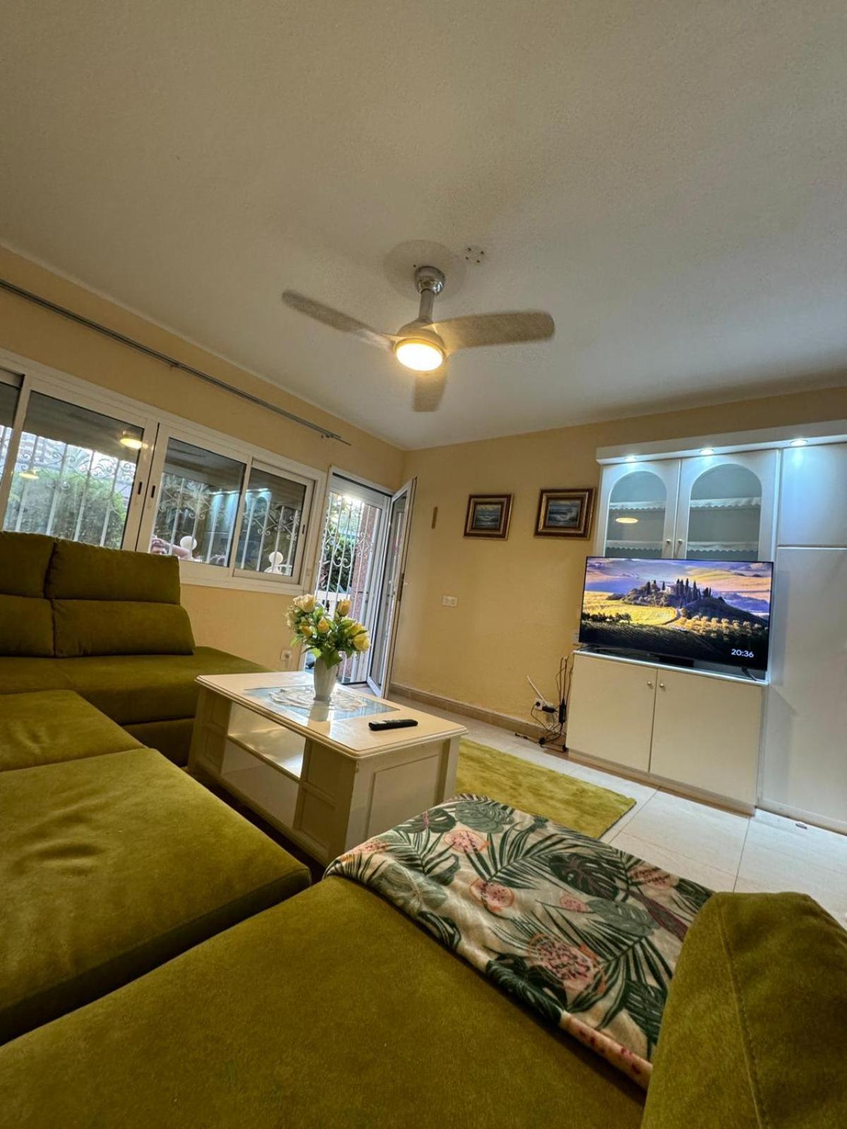 Super Terrace Levante Front Line Ranchos Self Check-in, Free Parking Benidorm