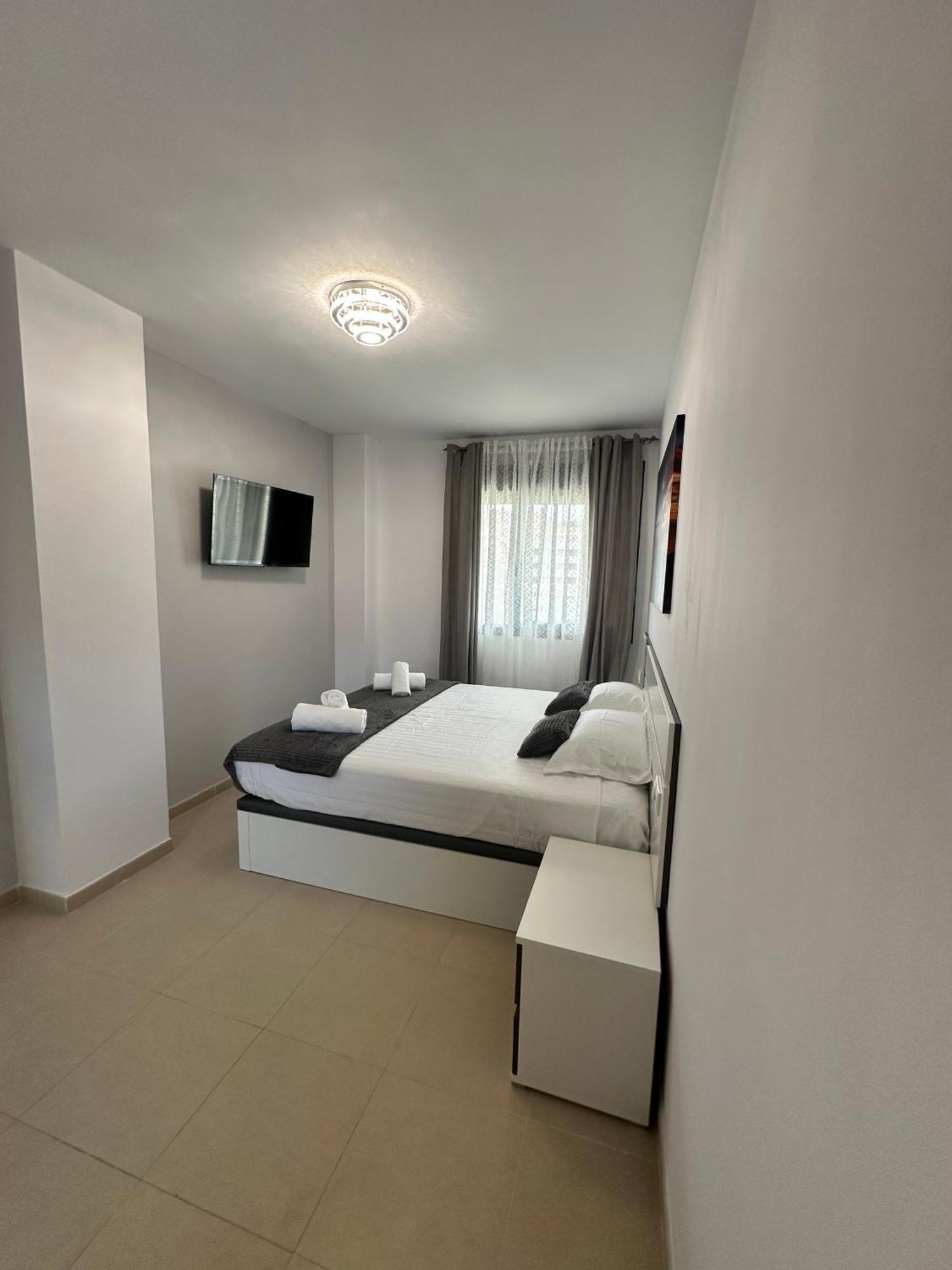 Appartement Luxury 3 Bdr By The Beach *