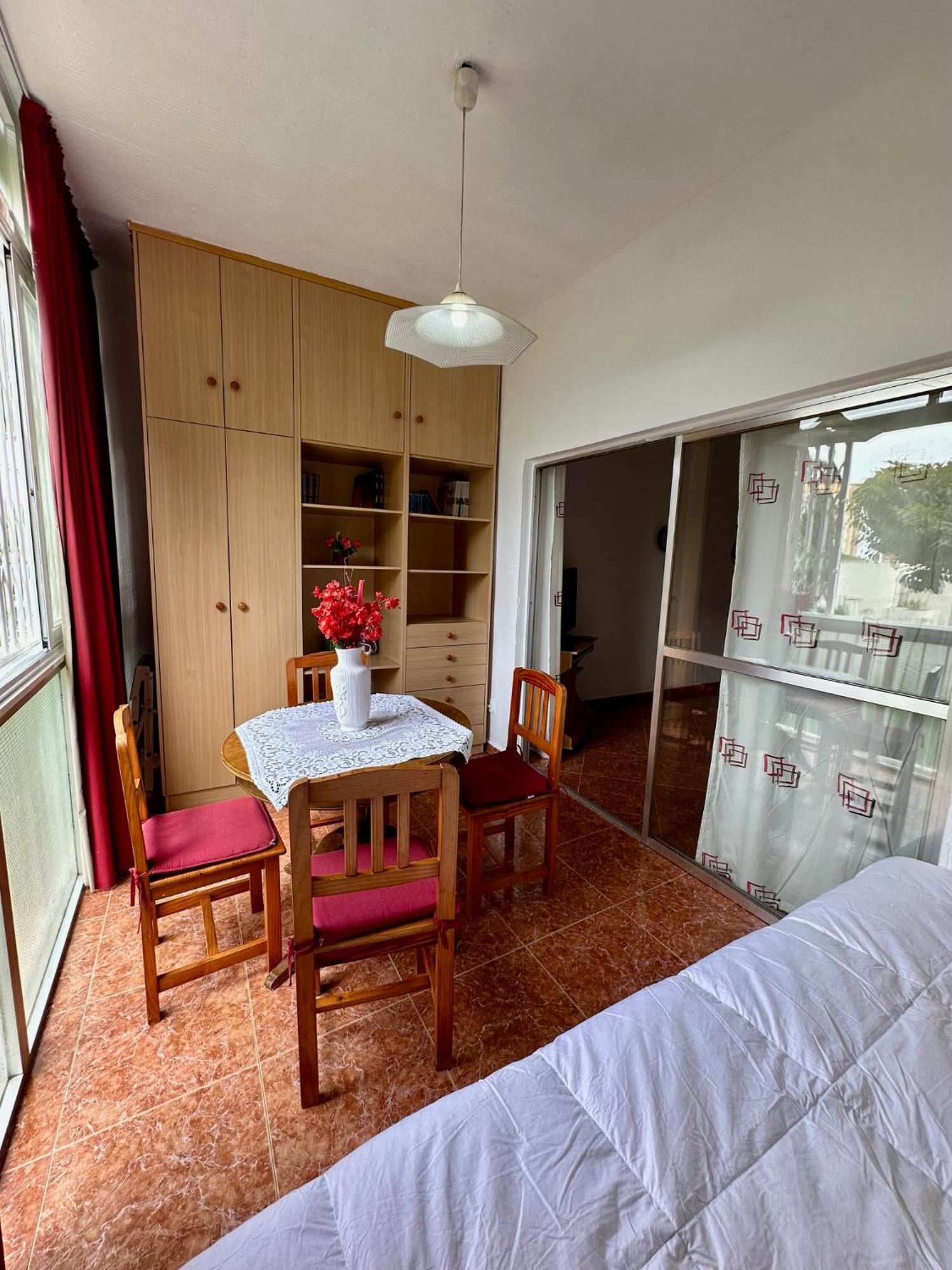 Apartamento I Rentalholidays Ref 031 *
