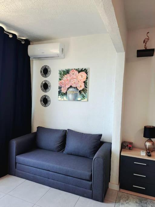 In With Sea View Apartment *