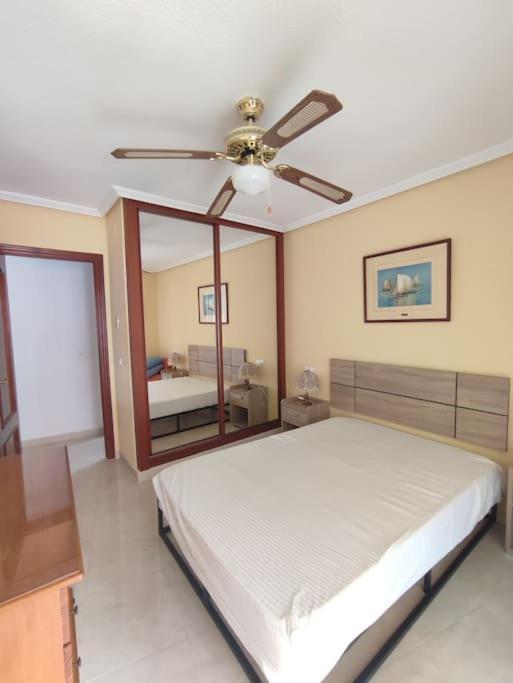 Apartamento Con Piscina Y Parking Benidorm