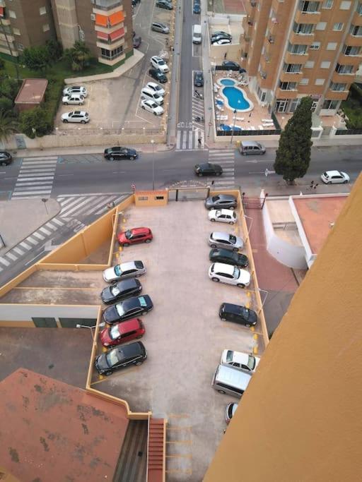 Apartamento Con Piscina Y Parking Benidorm