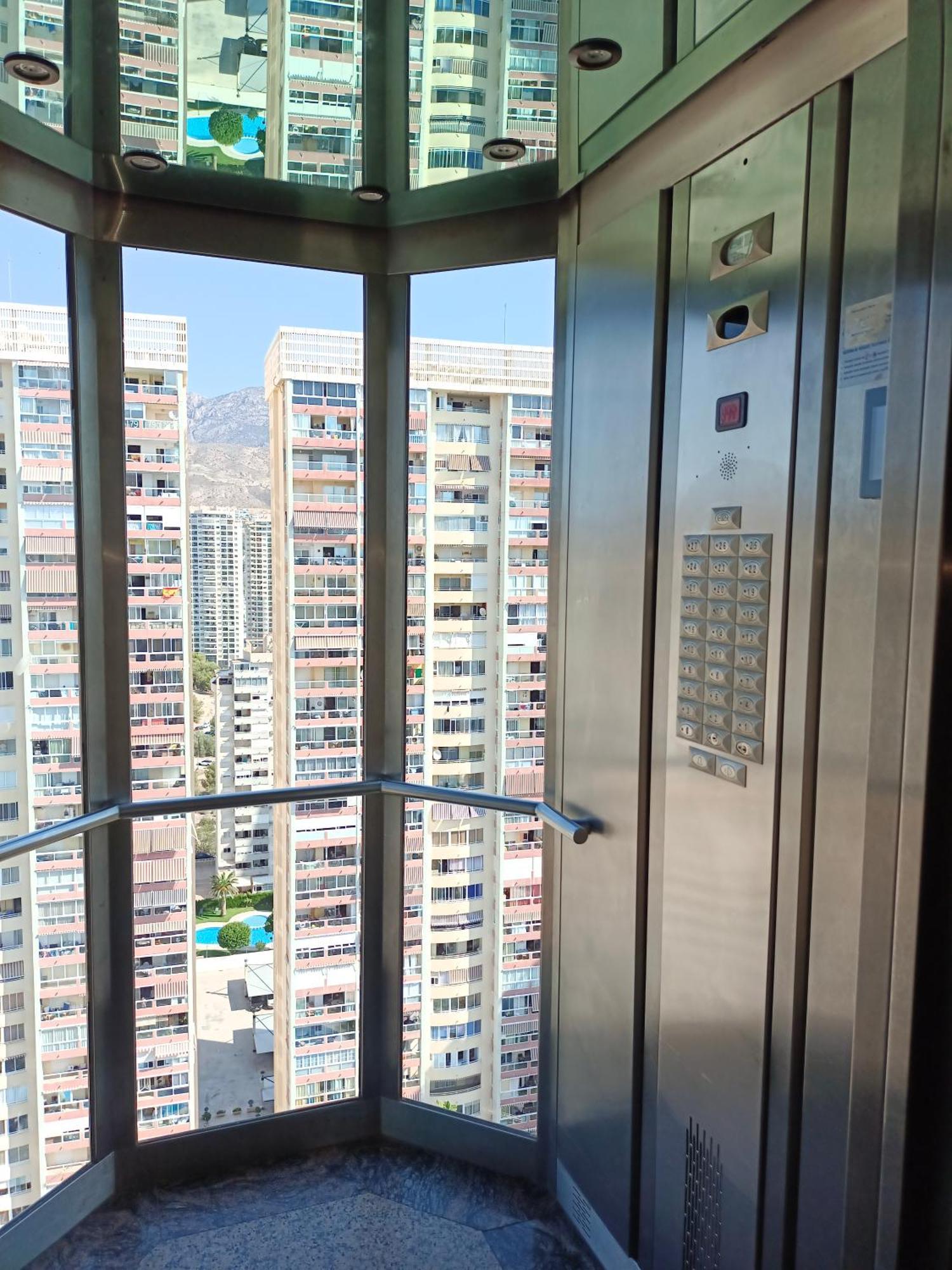 Atrium Apartment *