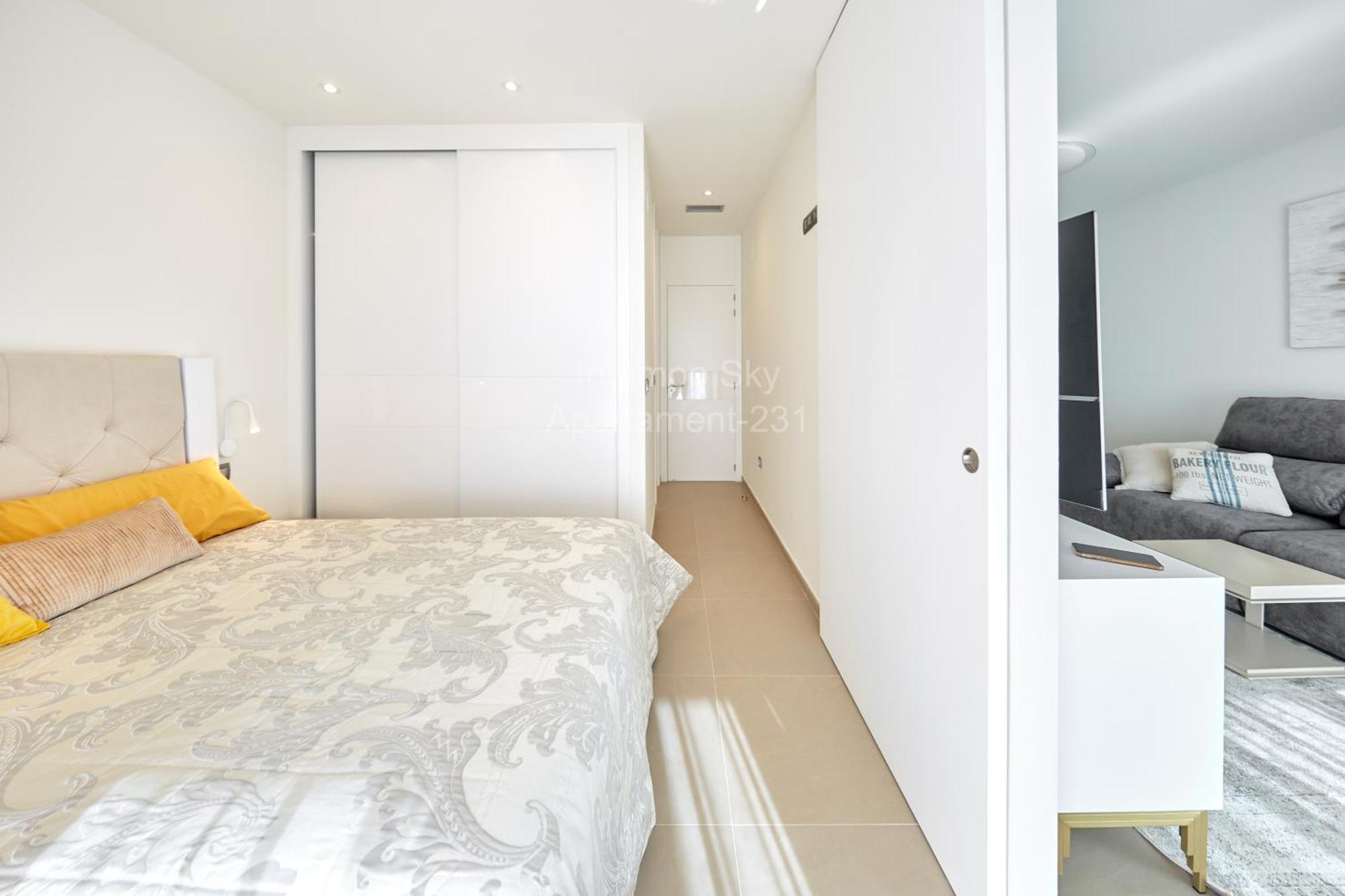 Intempo Sky Apartament-231 * Benidorm