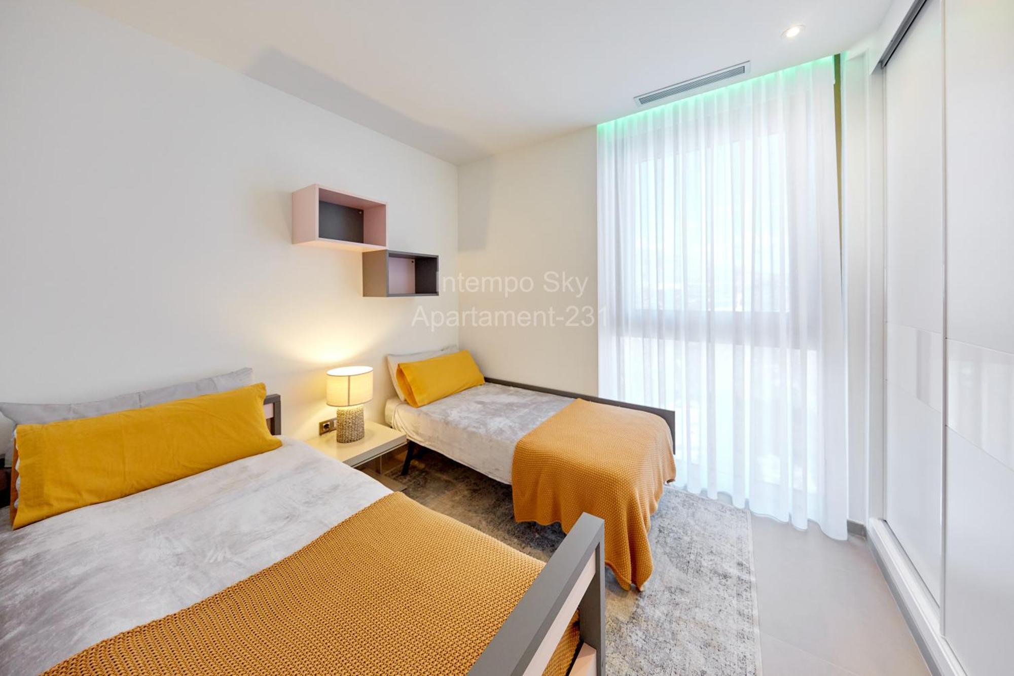 Intempo Sky Apartament-231 * Benidorm