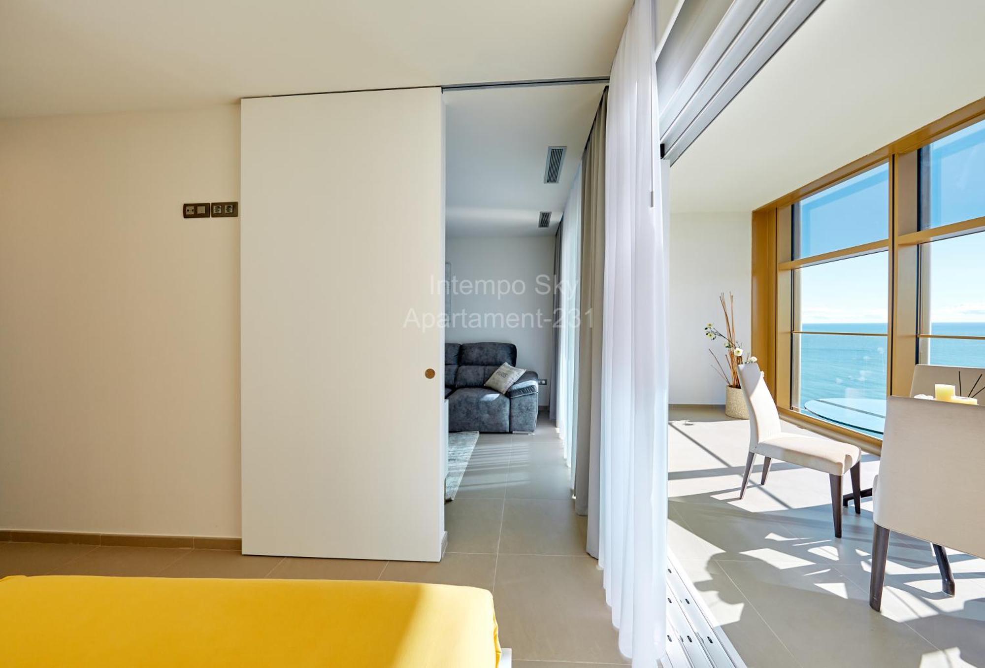 Intempo Sky Apartament-231 * Benidorm
