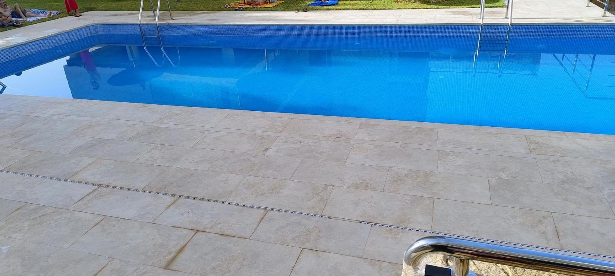 Loyito's Seaviews La Cala *