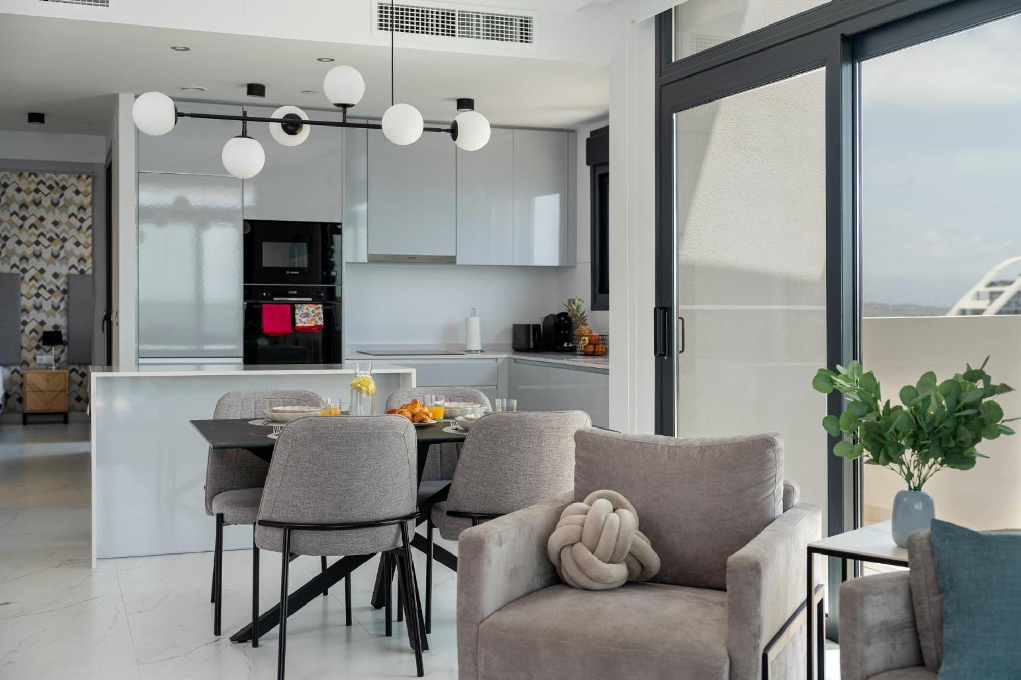 Apartment Sunset Cliffs By Leo Benidorm