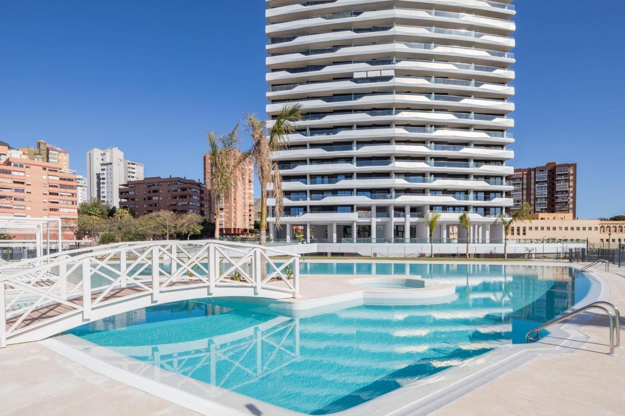 Apartment Beach - Beautiful Beachside Getaway By Costa Activa