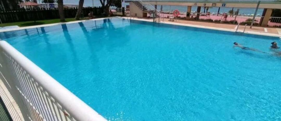 Appartement Acapulco Luxe Piso 3 En 1a Linea Playa Poniente Vistas Al Mar Espectaculares Y De Luxe Con Acceso A Piscina Y Garaje Privado Benidorm