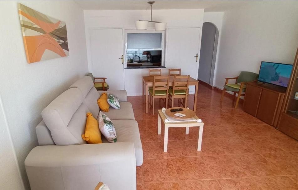 Acapulco Luxe Piso 3 En 1a Linea Playa Poniente Vistas Al Mar Espectaculares Y De Luxe Con Acceso A Piscina Y Garaje Privado Appartement Benidorm