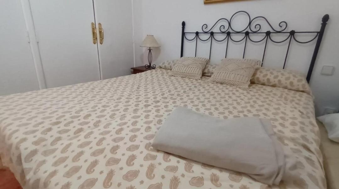 Appartement Acapulco Luxe Piso 3 En 1a Linea Playa Poniente Vistas Al Mar Espectaculares Y De Luxe Con Acceso A Piscina Y Garaje Privado