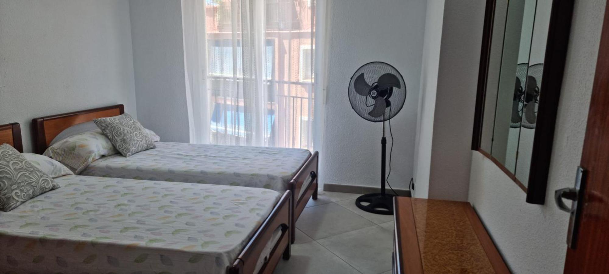 1 Doble A 100 M De La Playa Homestay *