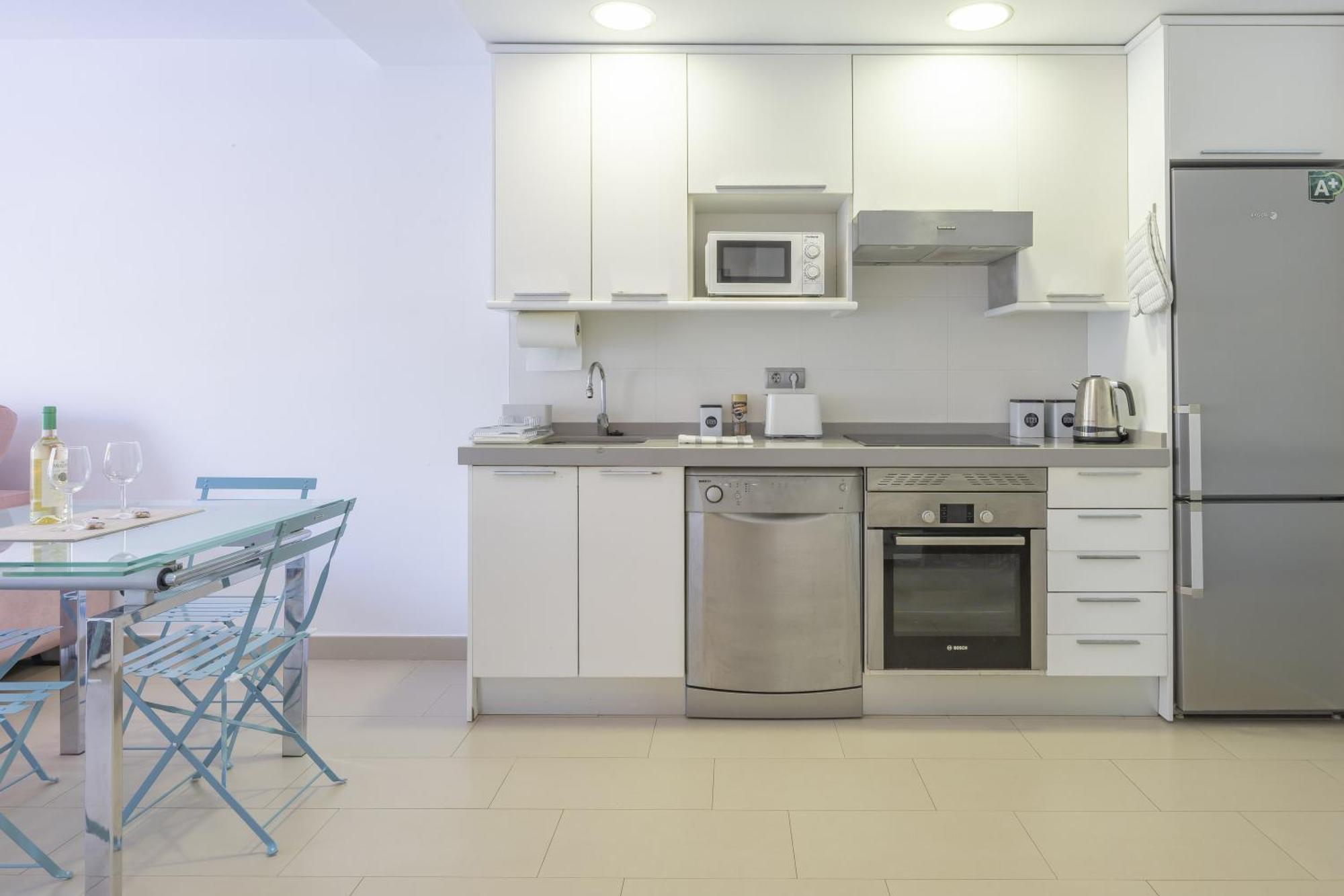 Playa De Poniente Apartment