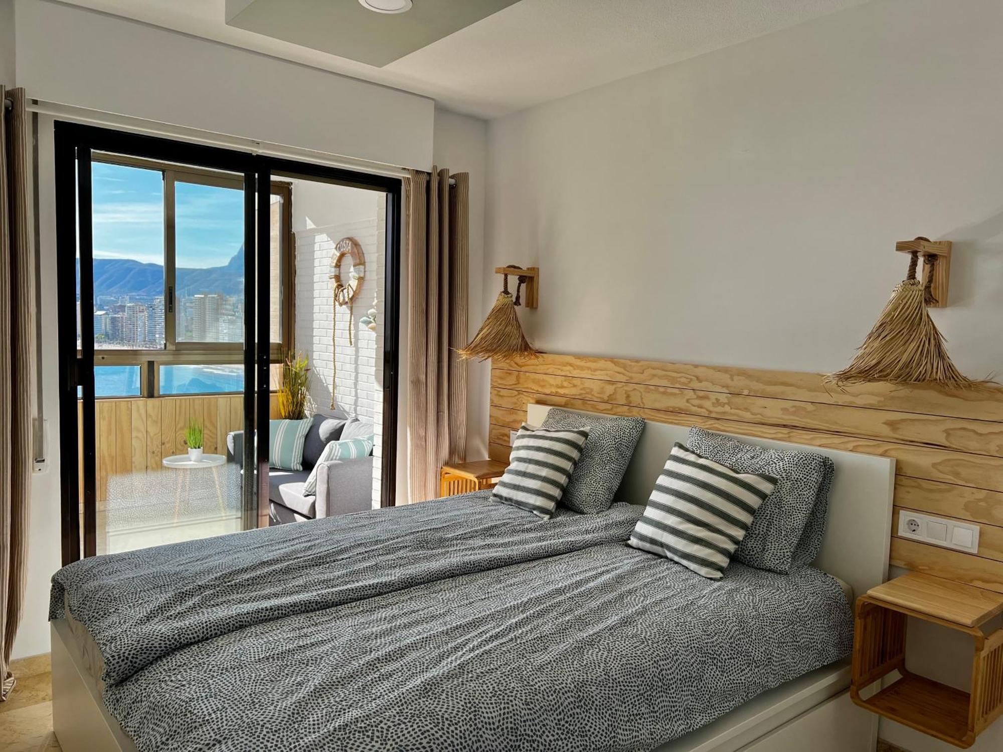 Blue Horizon Apartment *