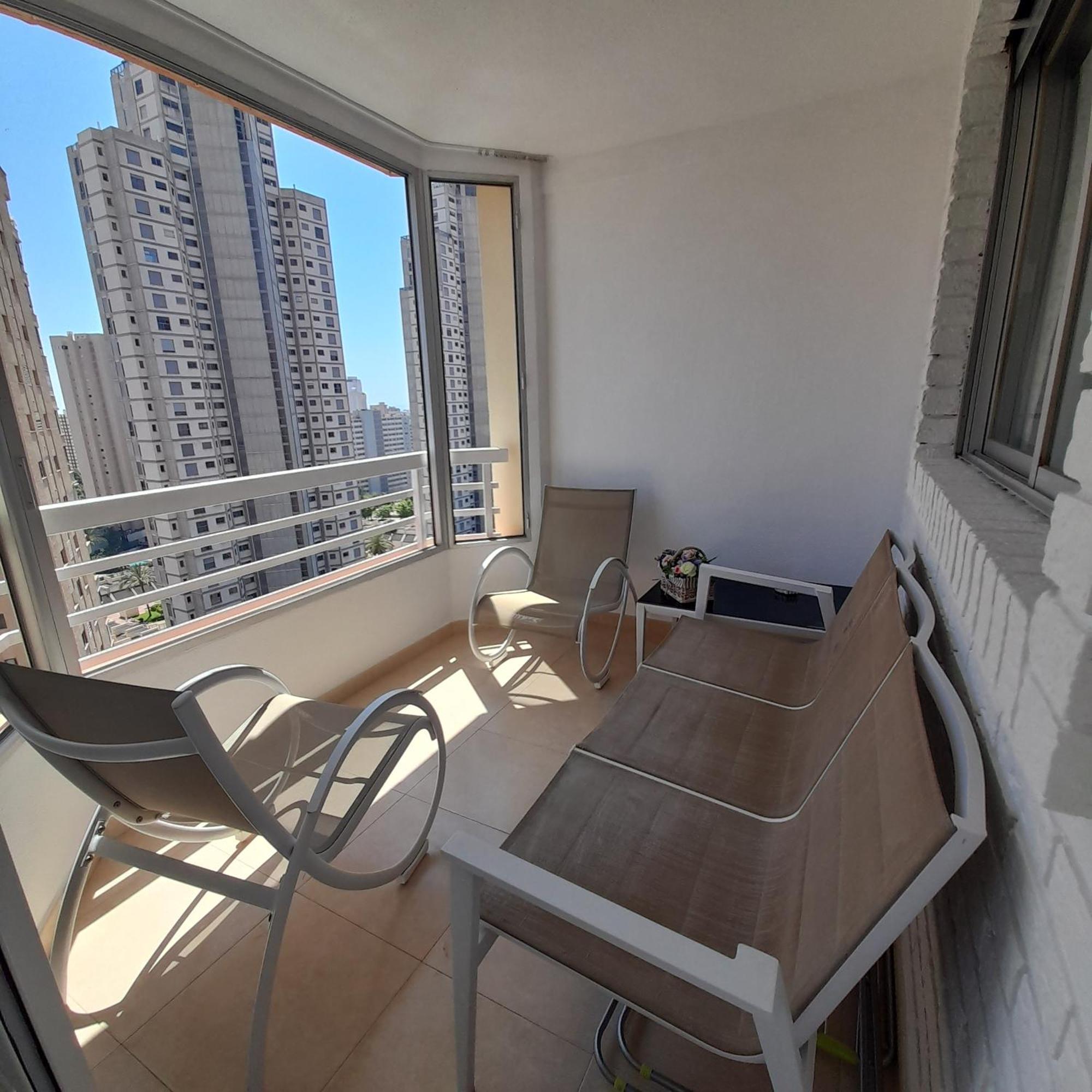 Alhambra Rincon De Loix Benidorm-sea View-free Parking, Wi-fi, Pool, New Air Conditioning Apartment