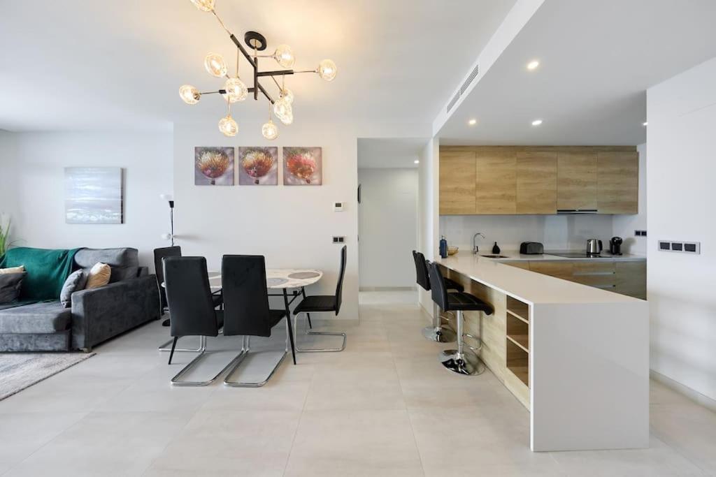 Amazing Sunset Waves Apartment Benidorm