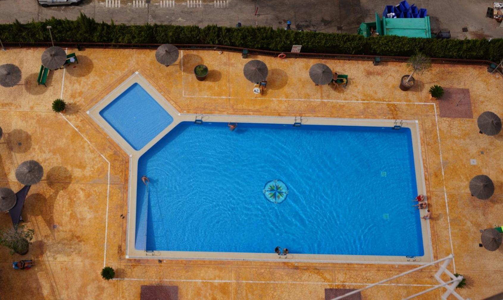 Mael Avec Piscine Et Jolie Vue *