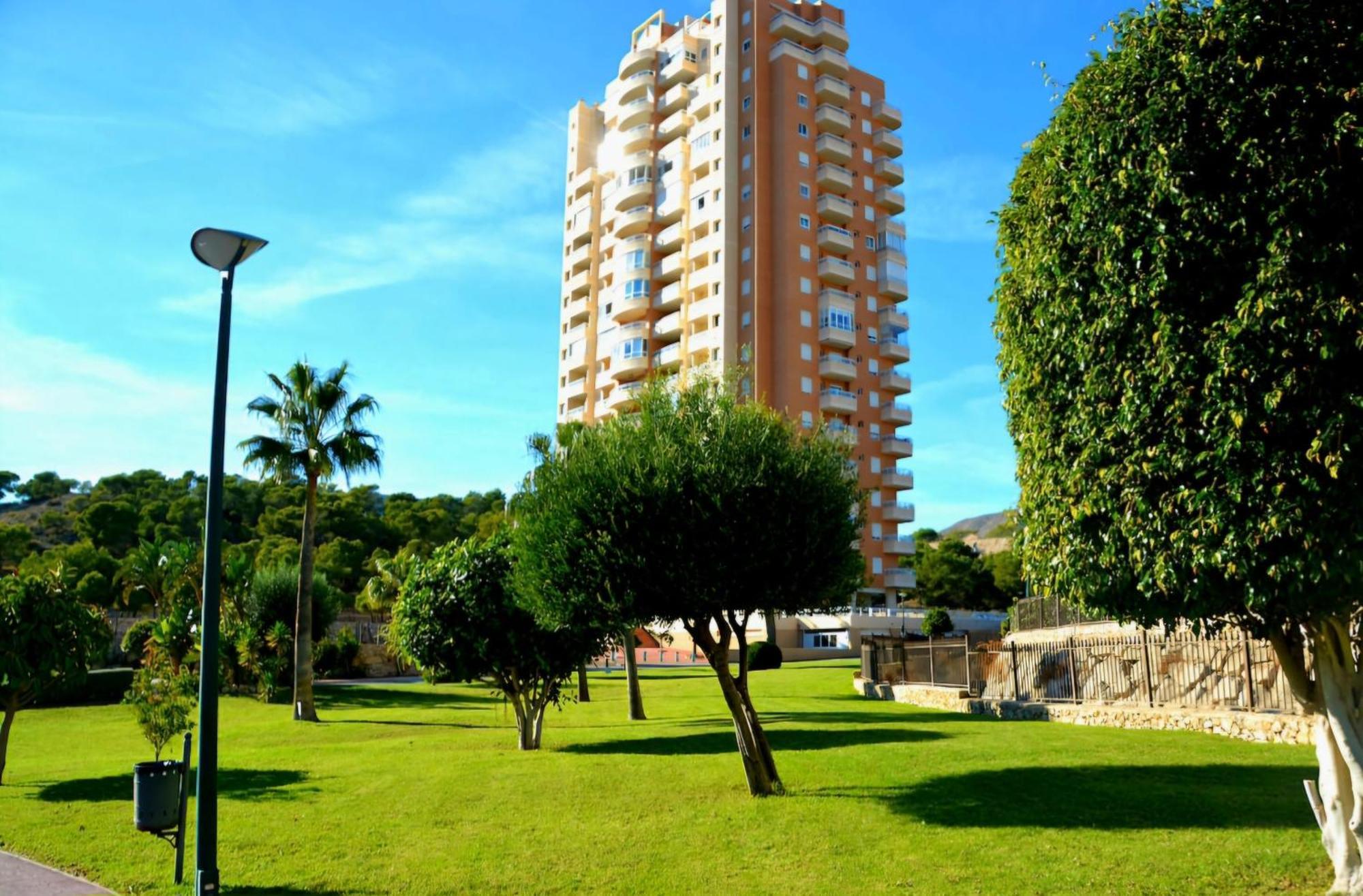 с супер видом на море и горы бенидорма Apartment *