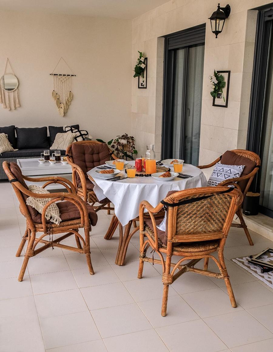 Oasis Cala Alta New 120qm Free Parking, Pool, 2 Bath, 3bdr, Wi-fi, Air-condit * Benidorm