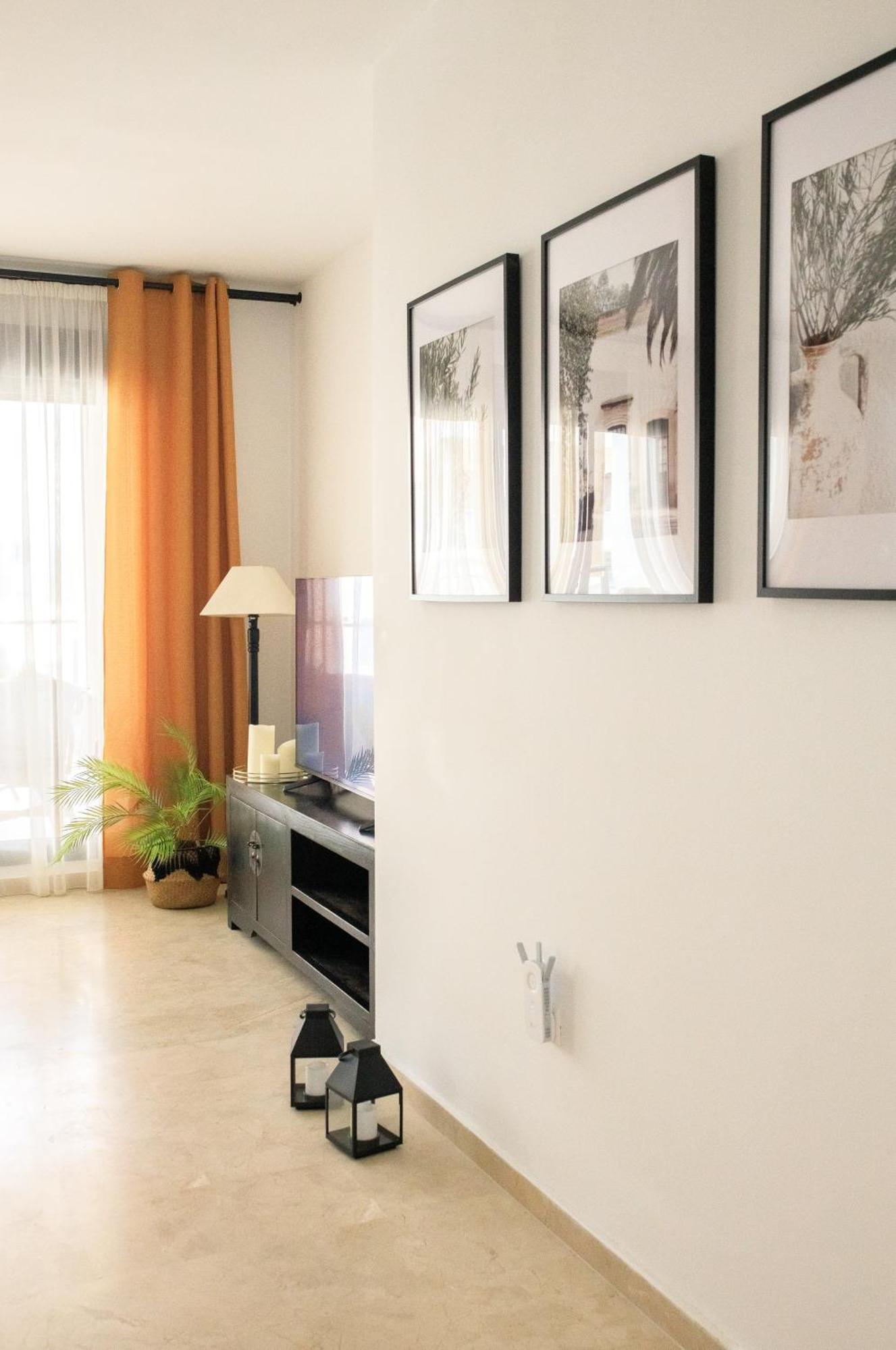 Apartment Oasis Cala Alta New 120qm Free Parking, Pool, 2 Bath, 3bdr, Wi-fi, Air-condit