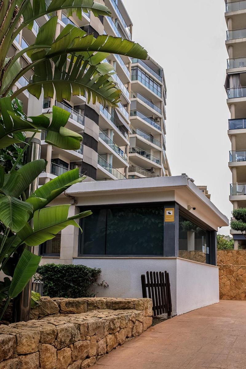 Oasis Cala Alta New 120qm Free Parking, Pool, 2 Bath, 3bdr, Wi-fi, Air-condit Apartment