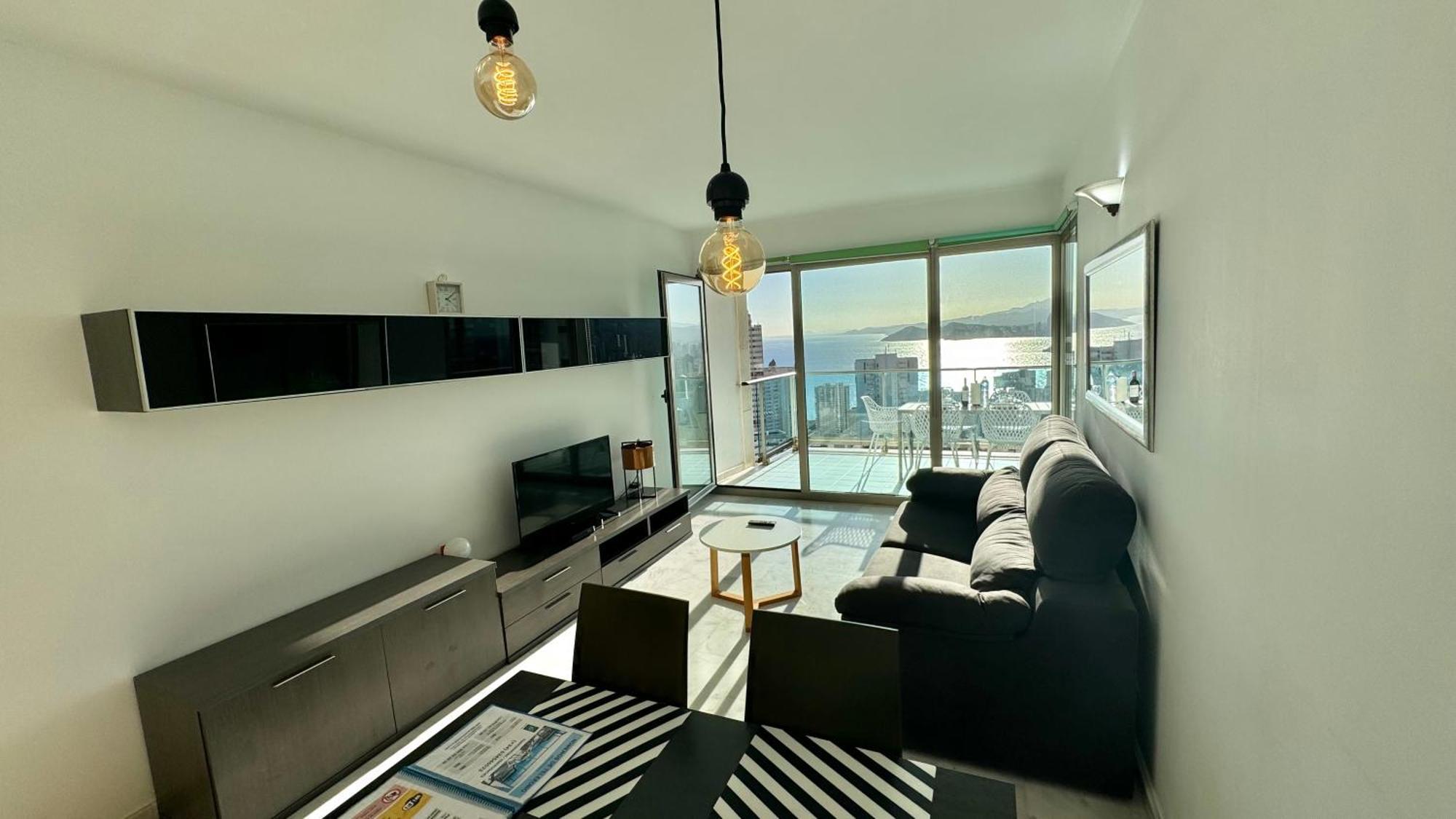 Apartment Highrise With Stunning Views From Private Balcony 85