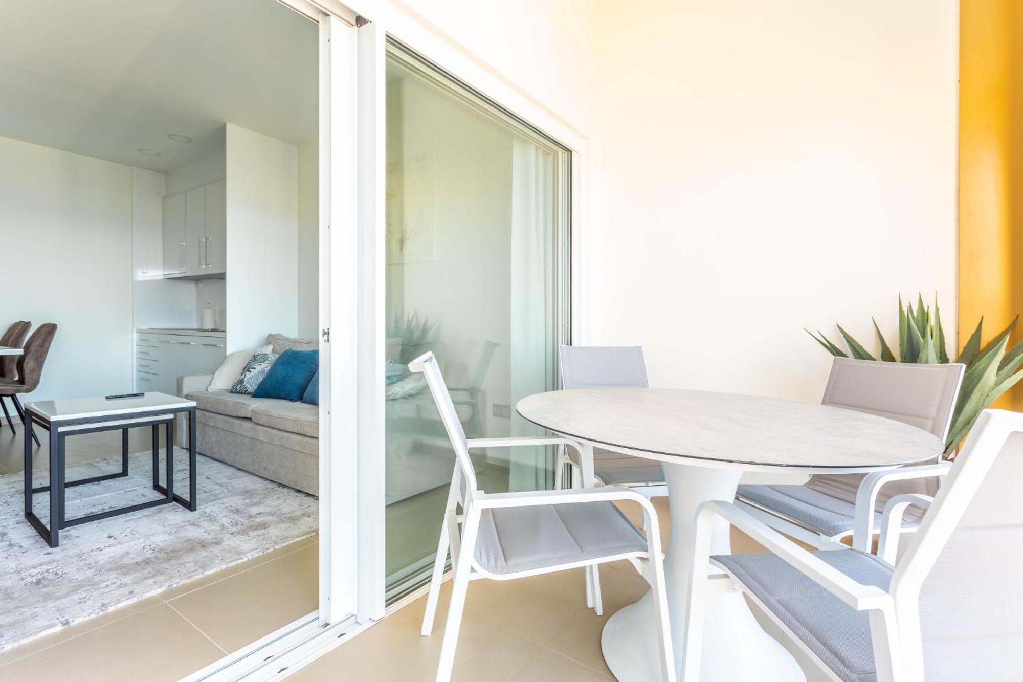 Intempo Sky 205 Apartment *