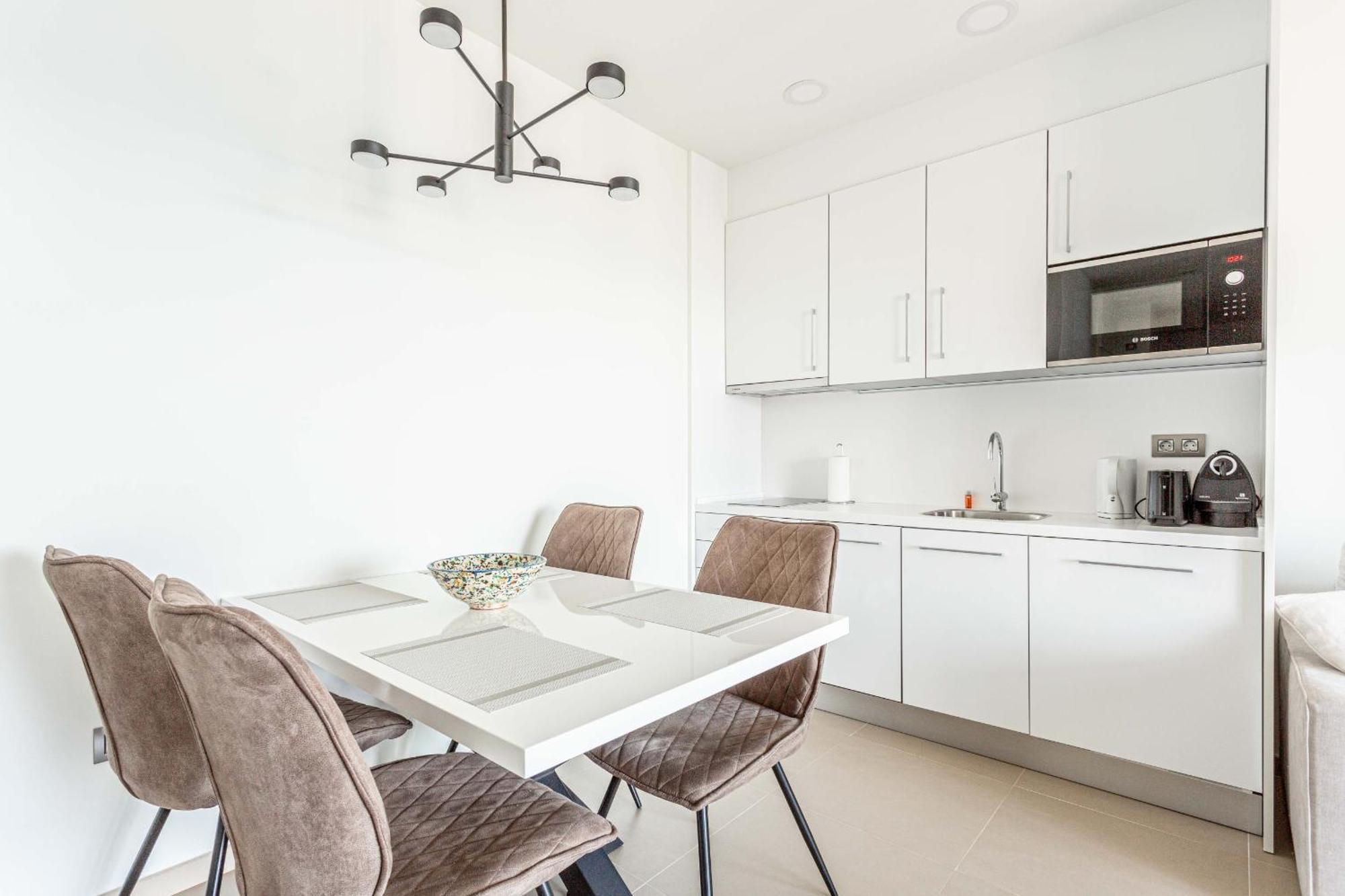 Intempo Sky 205 Apartment
