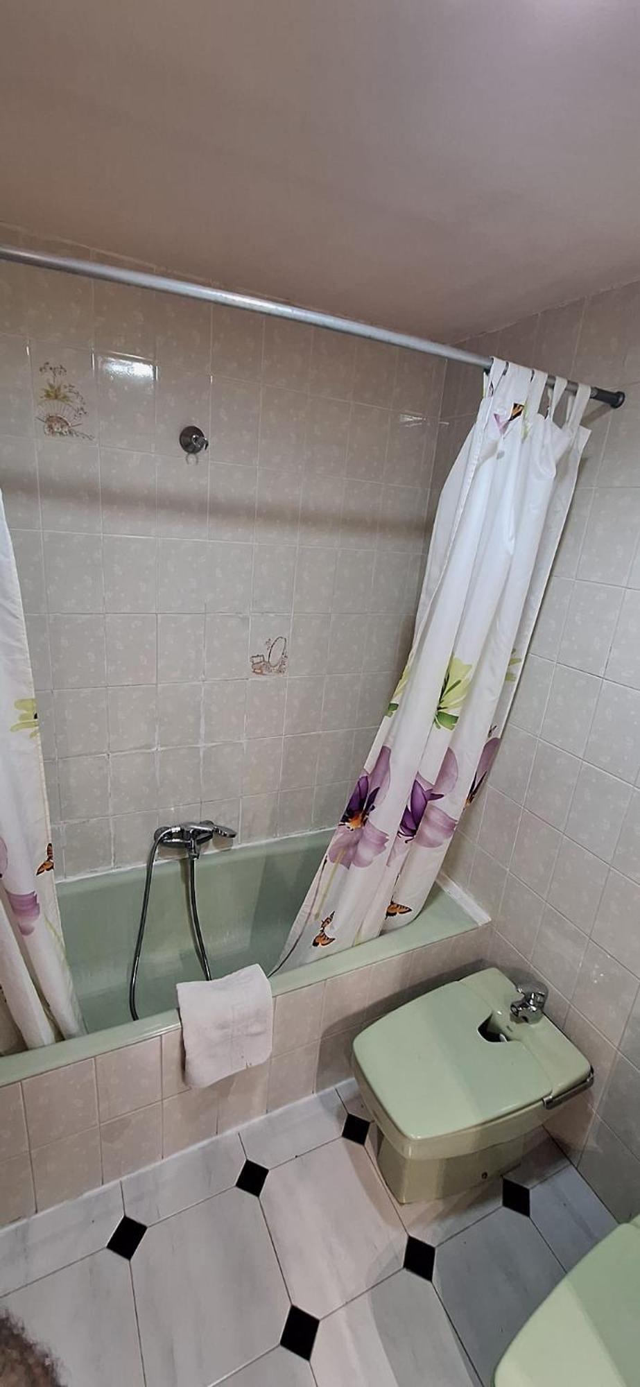 Casa 1- Centro Benidorm-solo Mayores De 30 Anos Y Familias * Benidorm