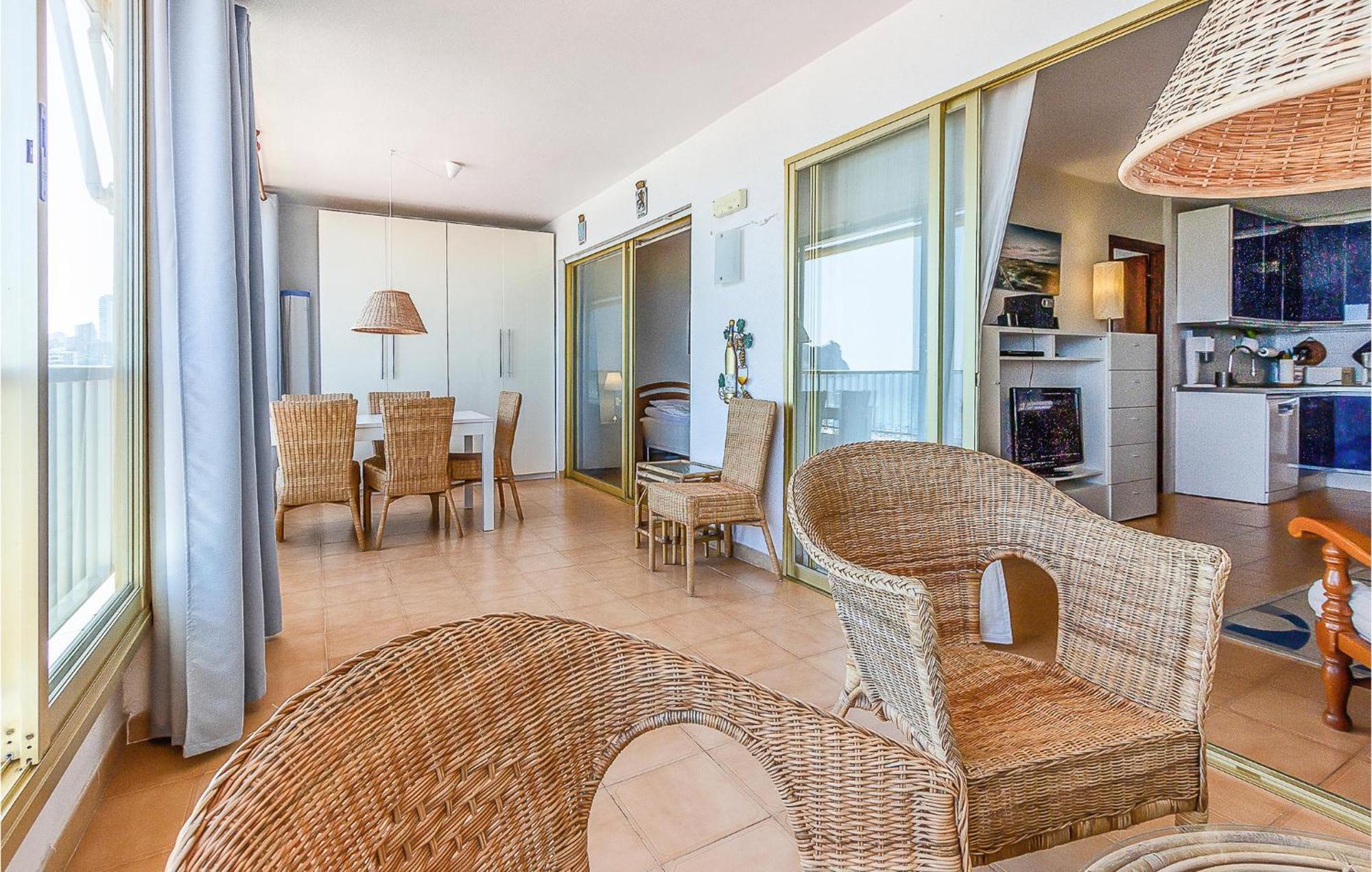 Gorgeous In With Kitchen Apartment Benidorm