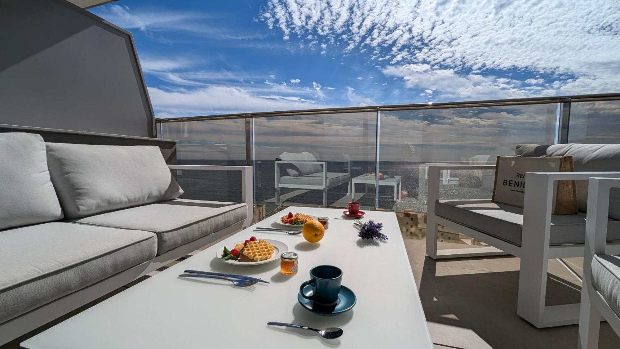 Sunset Cliffs Sea & Art Apartment Benidorm