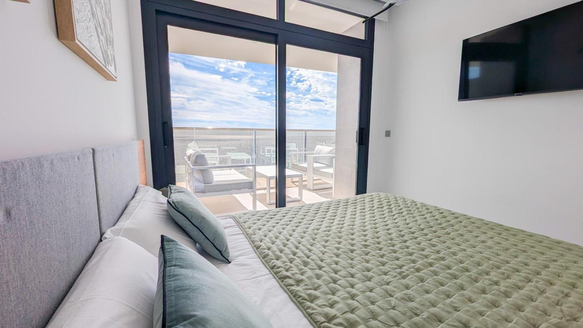 Sunset Cliffs Sea & Art Benidorm
