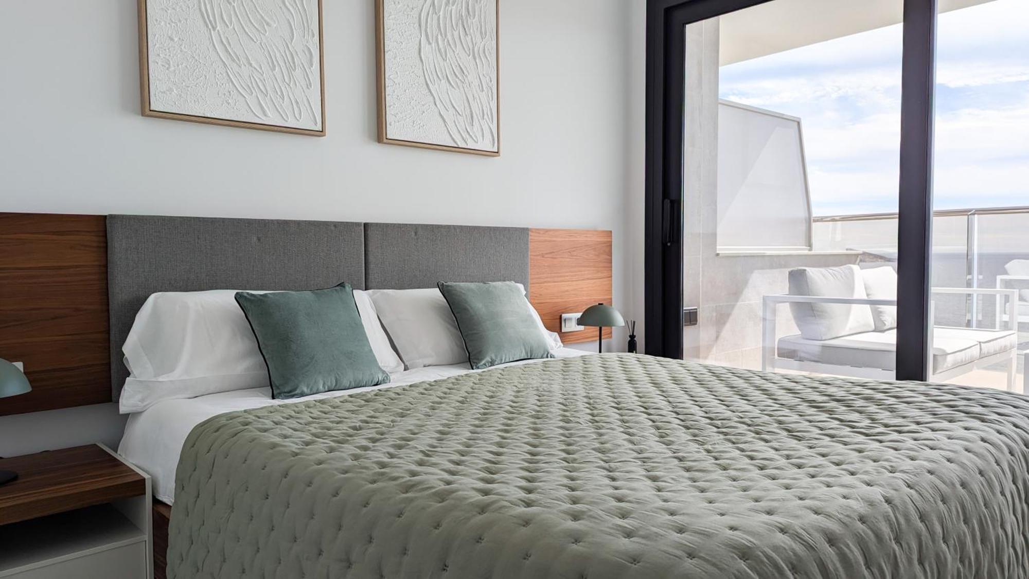 Sunset Cliffs Sea & Art Apartment Benidorm