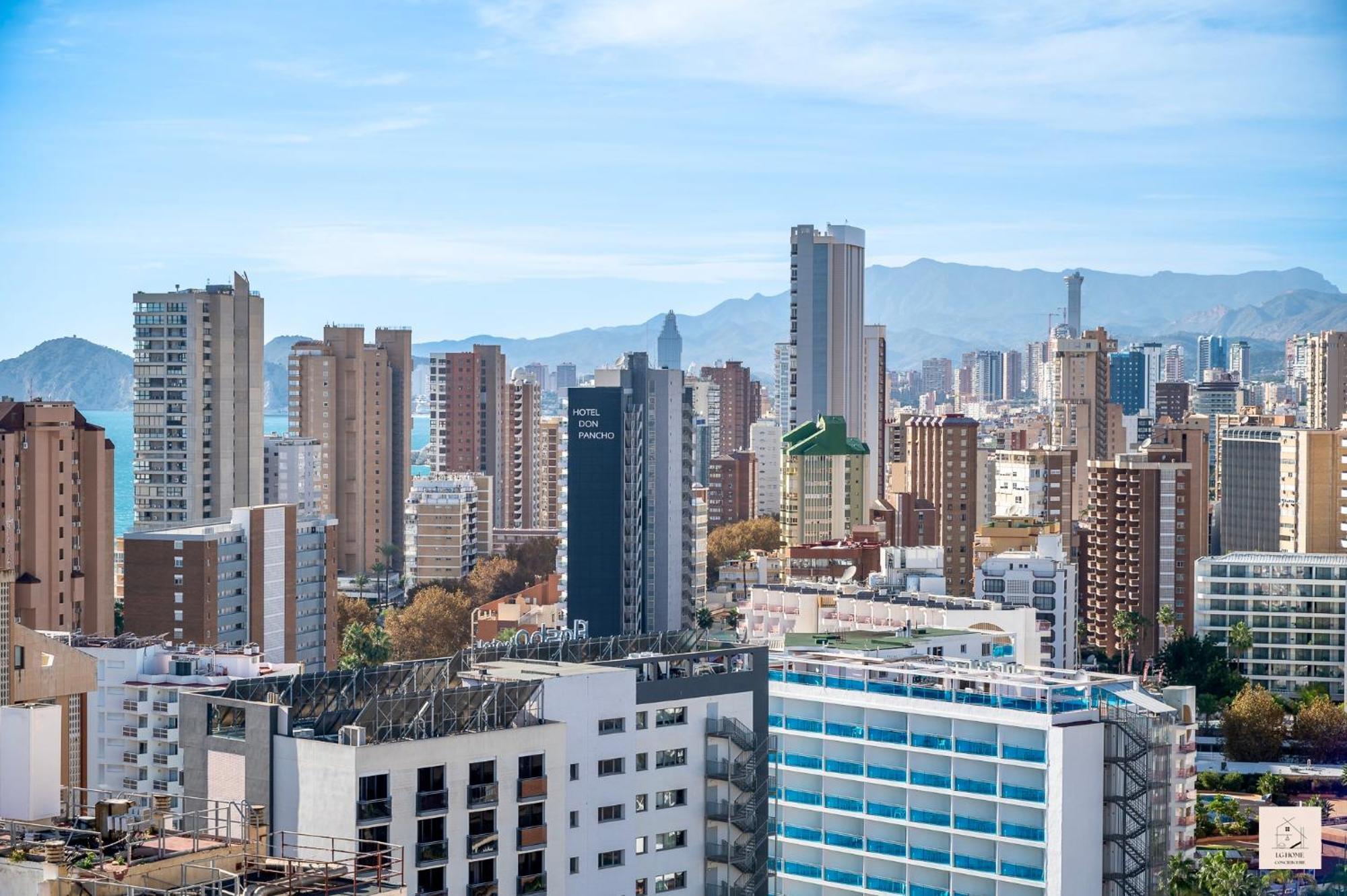 Mael Avec Piscine Et Jolie Vue * Benidorm