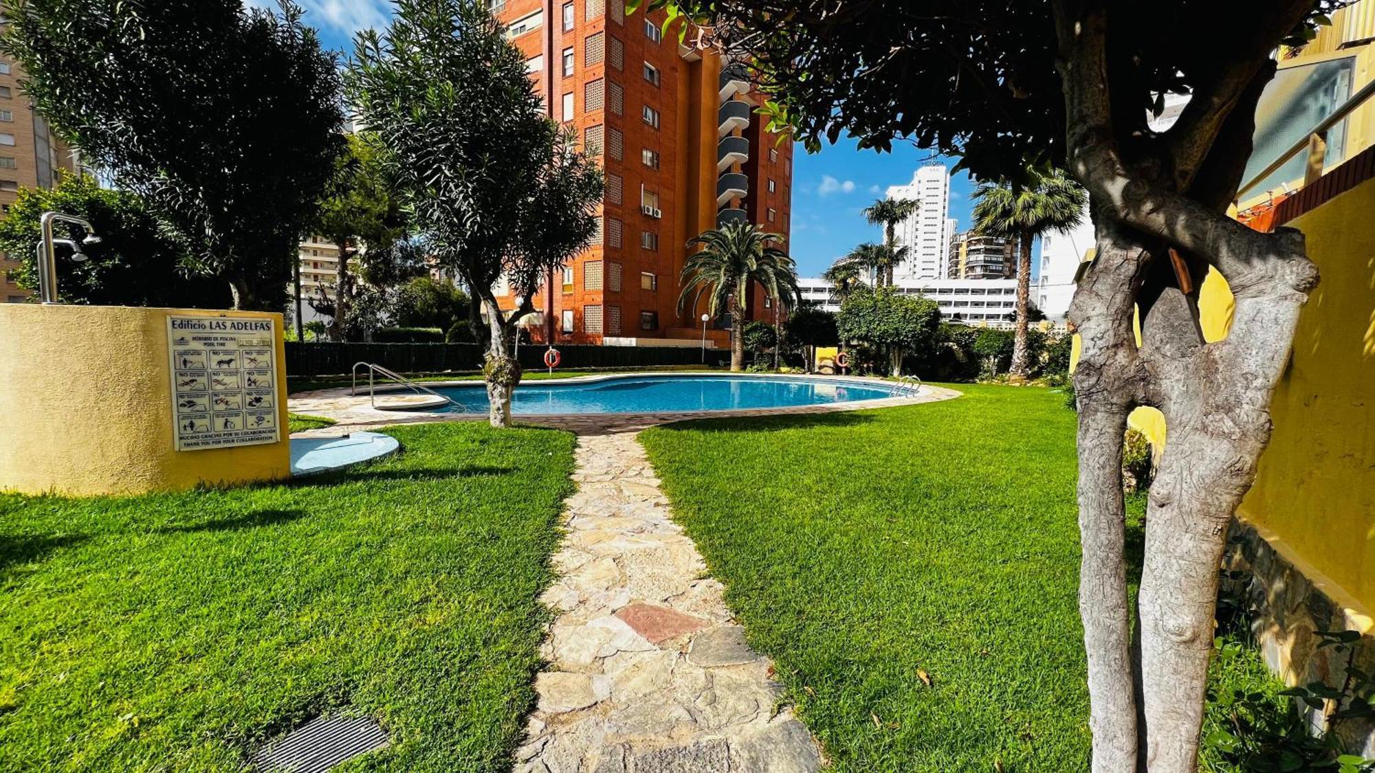 Avec Vue Sur La Et Les Montagnes 360 M De La Appartement Benidorm