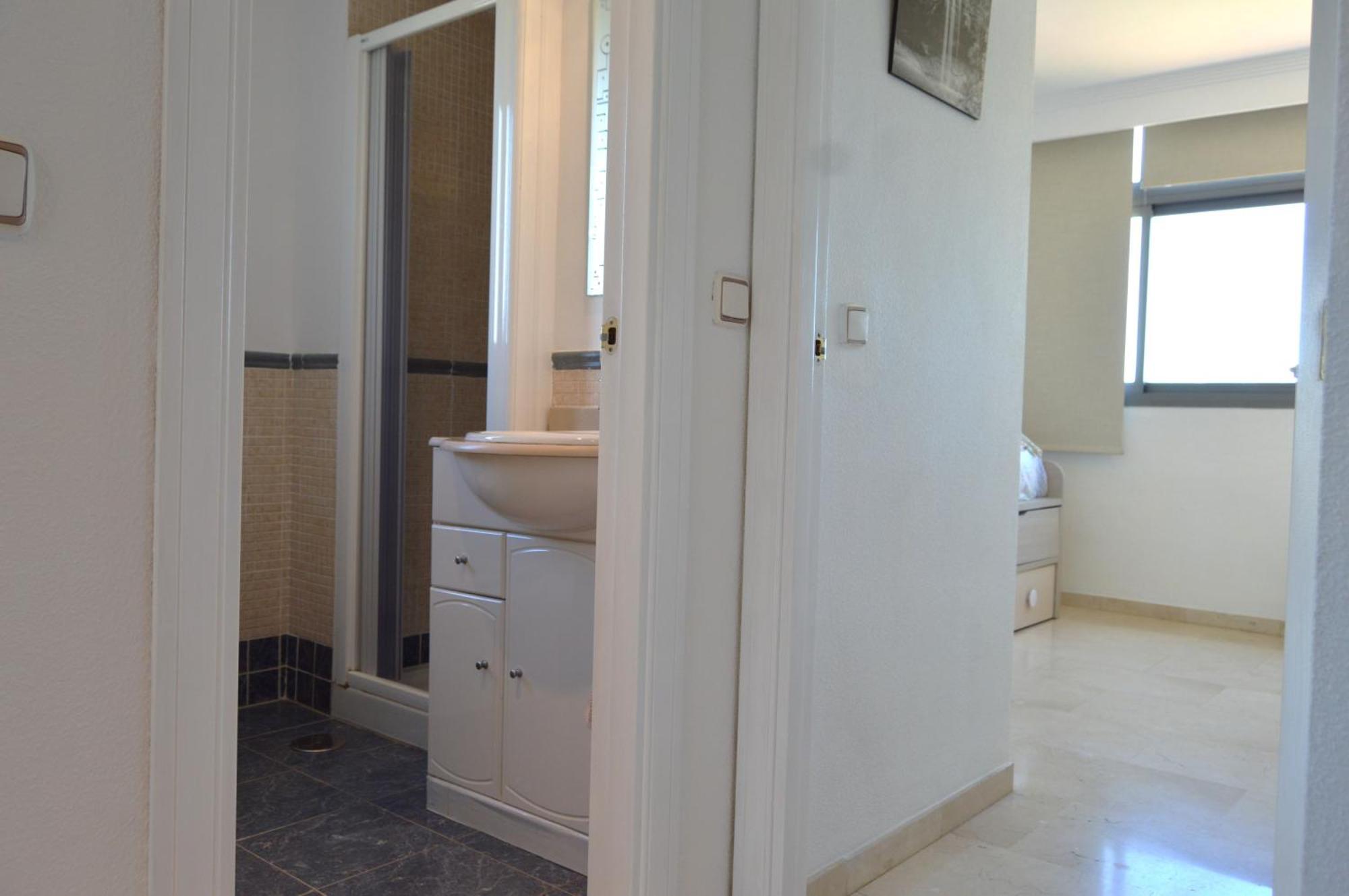 Tu Paraiso Costero En Playa De Poniente, Vistas Al Mar, Arena Dorada Y Un Entorno De Lujo Apartment *