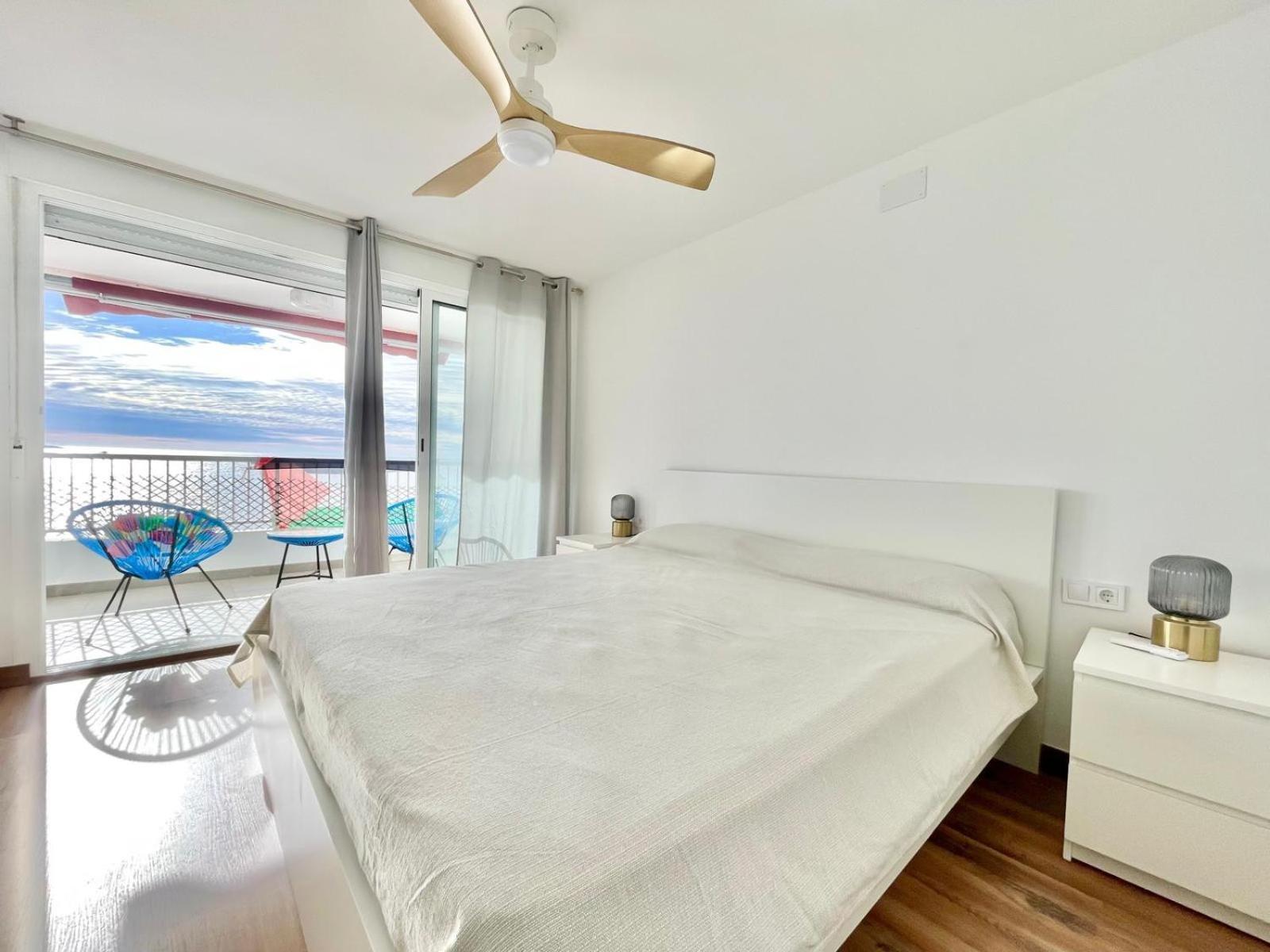 Poniente Luxury Seafront Apartment Benidorm
