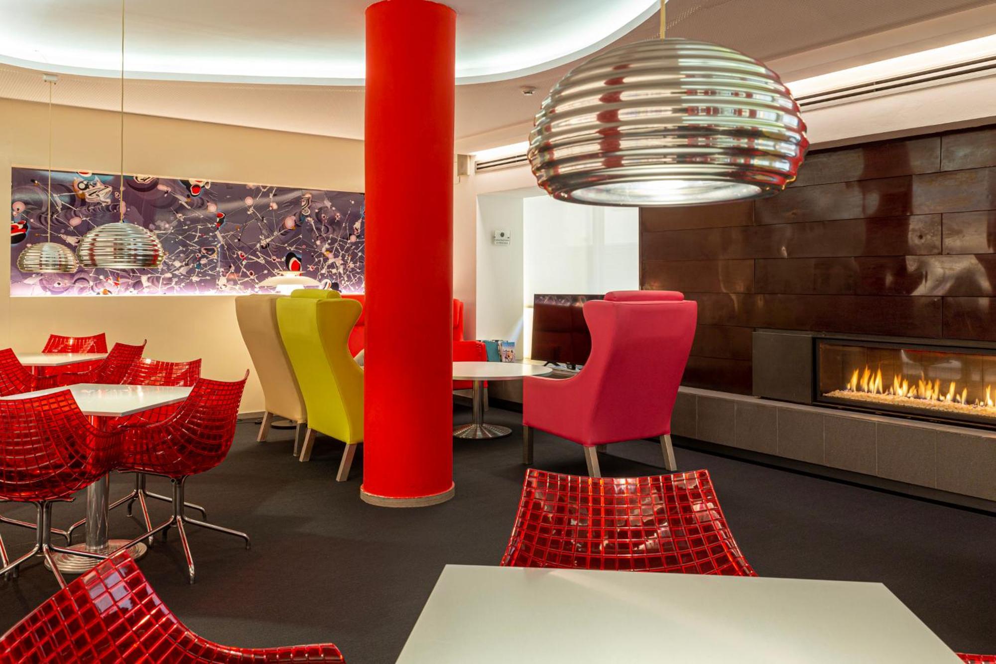 Hotel Oasis Plaza 3*