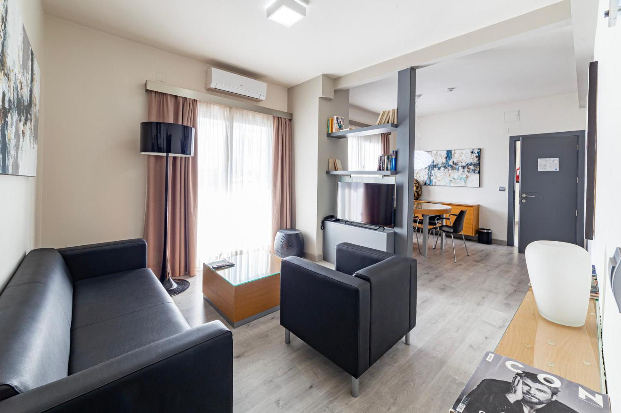 Hotel Oasis Plaza 3*