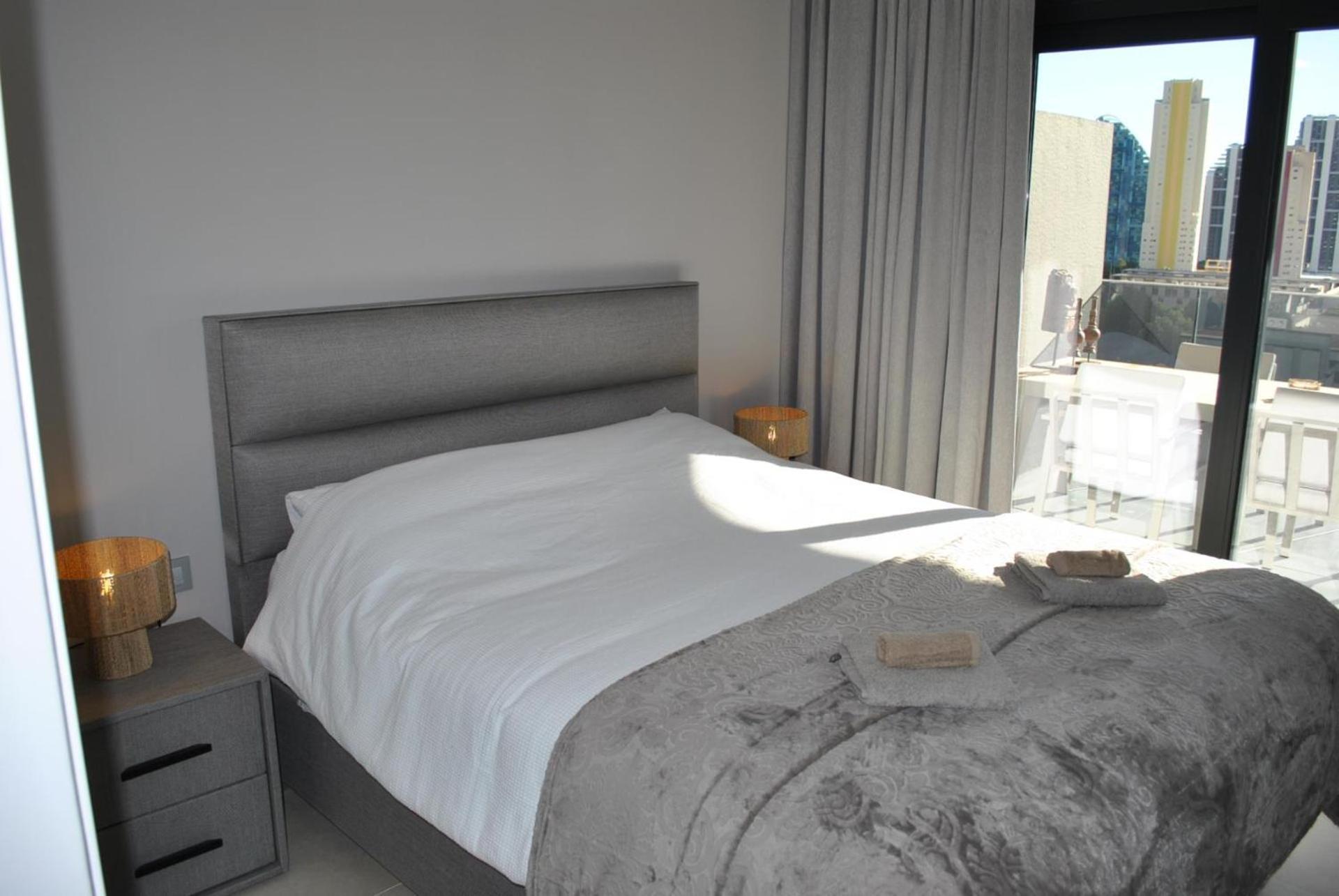 Eagle Tower By Espana Casas Appartement
