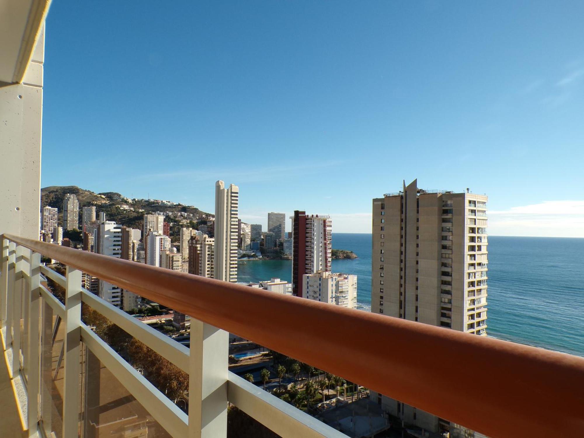 Con Jacuzzi, Sauna, Gimnasio Y Piscina Enfrente Del Mar *