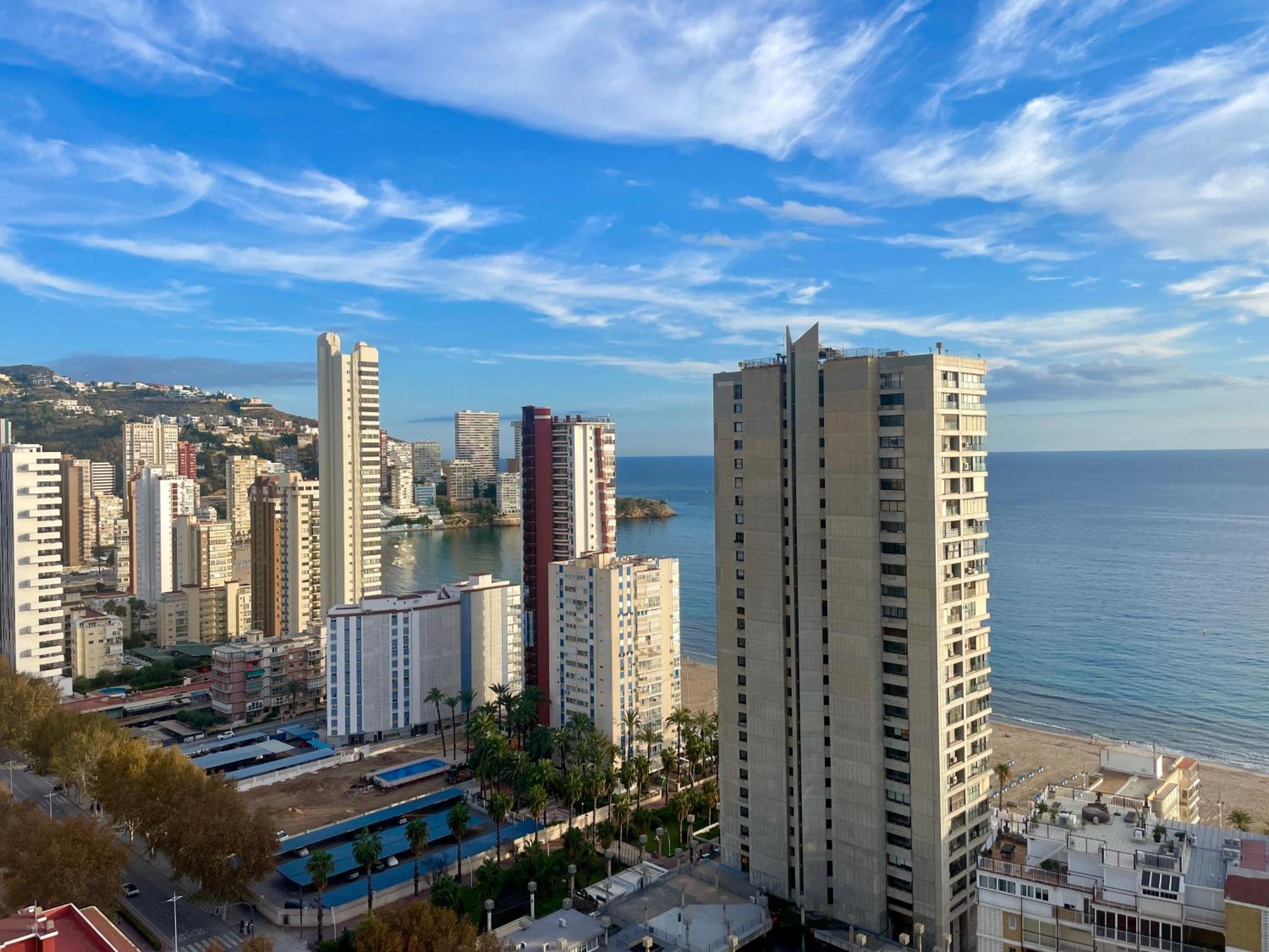 Apartment Con Jacuzzi, Sauna, Gimnasio Y Piscina Enfrente Del Mar *