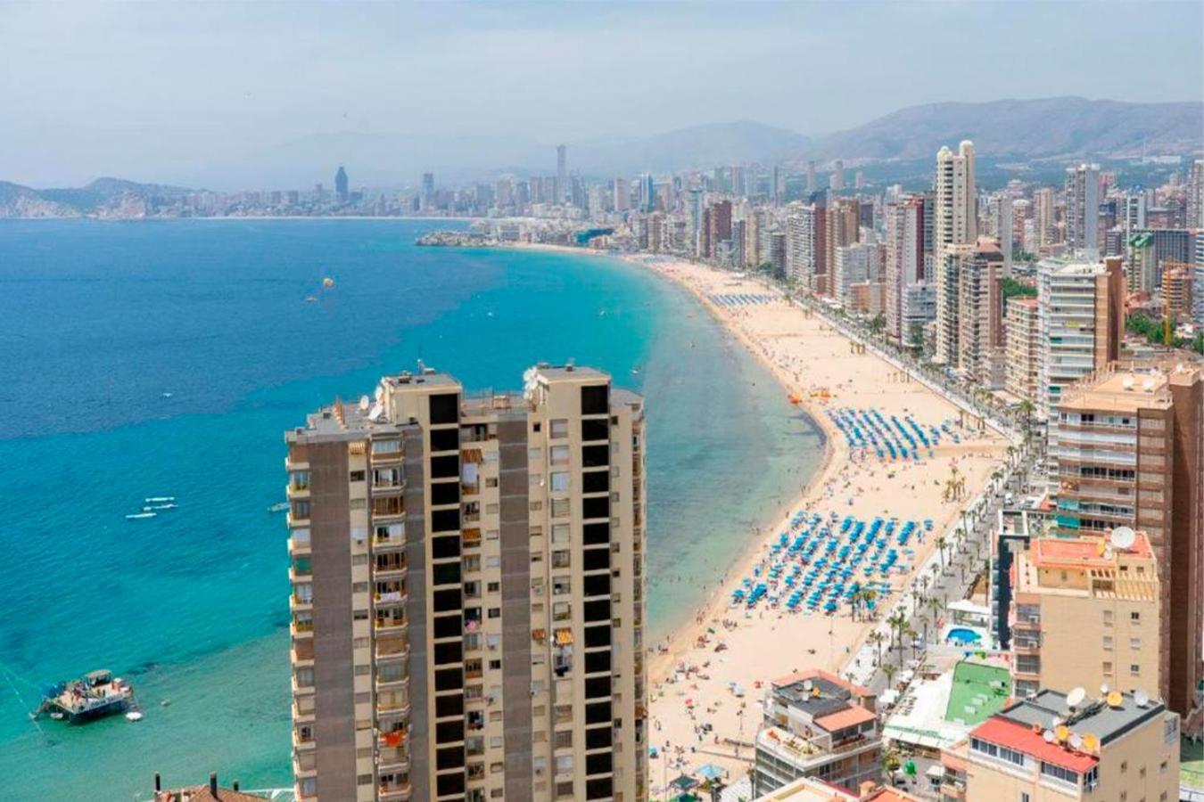 Completo Plaza Espana Ii Apartment