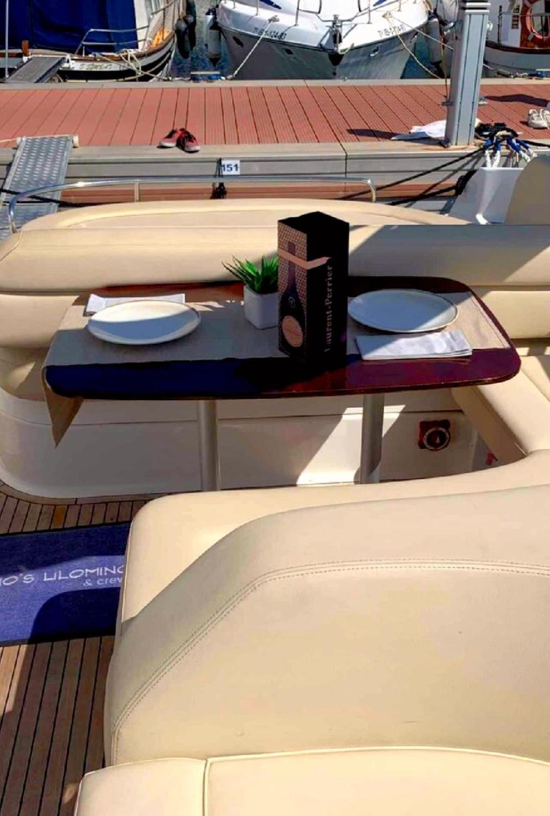 Botel Motor Yacht Alicante Benidorm