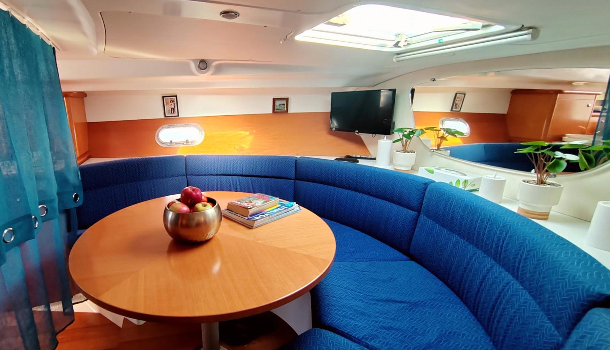 Motor Yacht Alicante * Benidorm