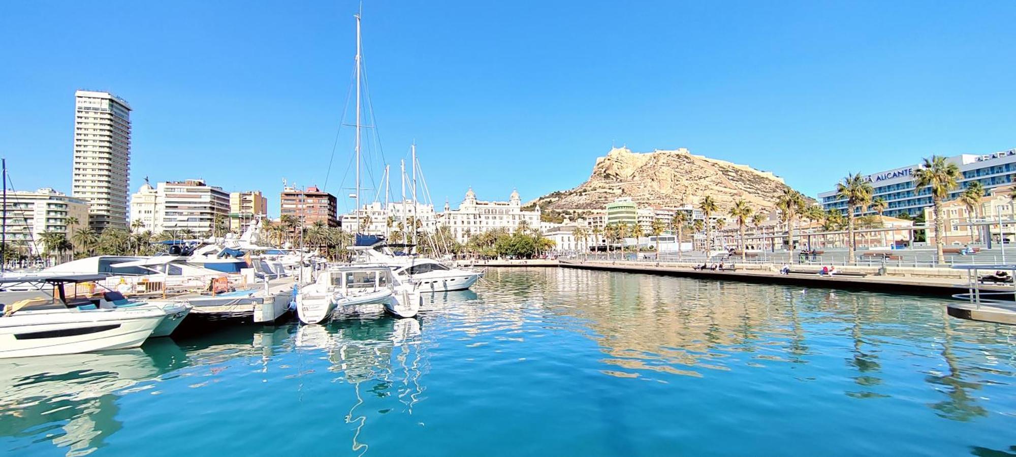Botel Motor Yacht Alicante Benidorm