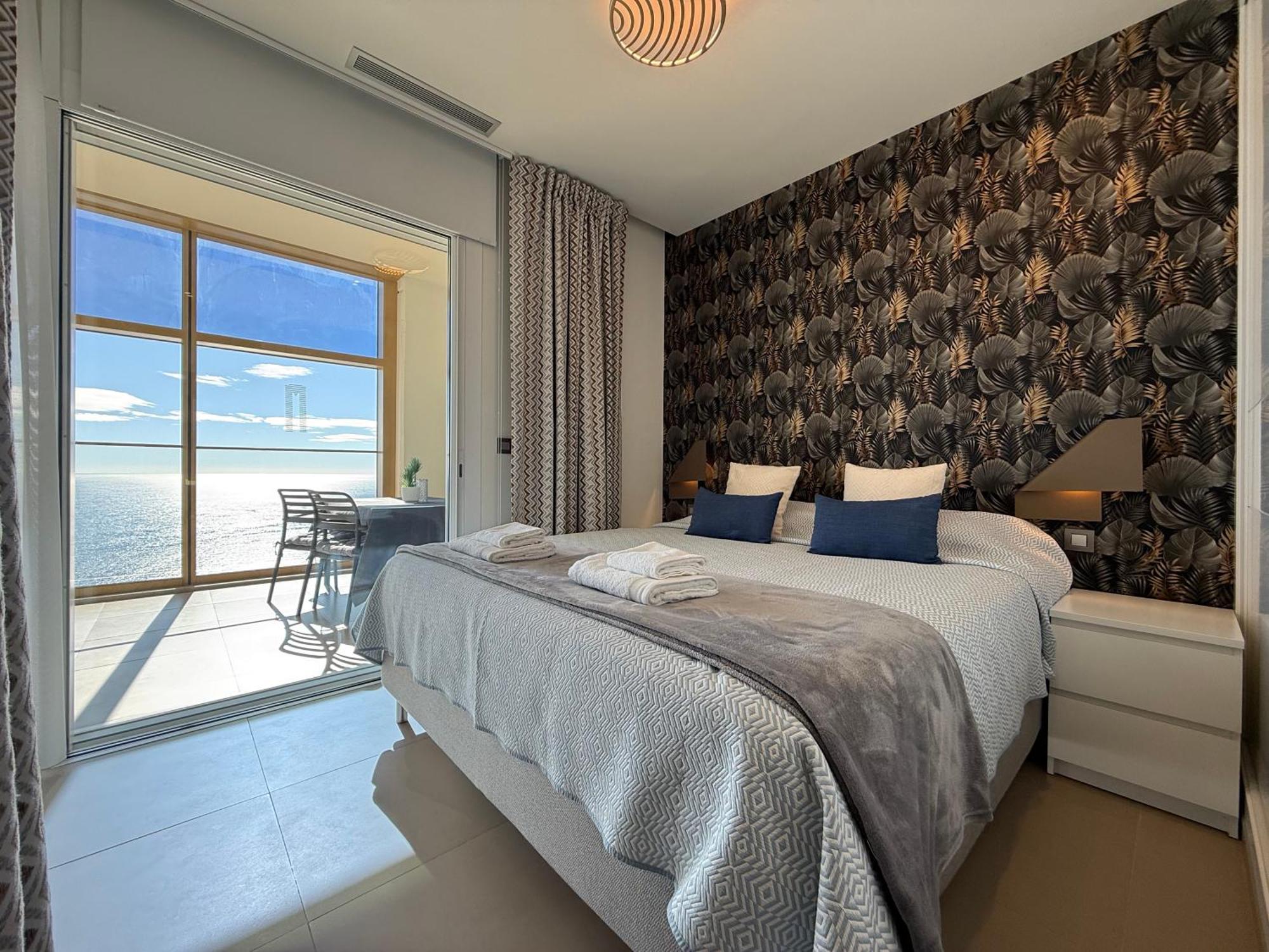 Apartment Intempo Sky 26 Floor Seaview